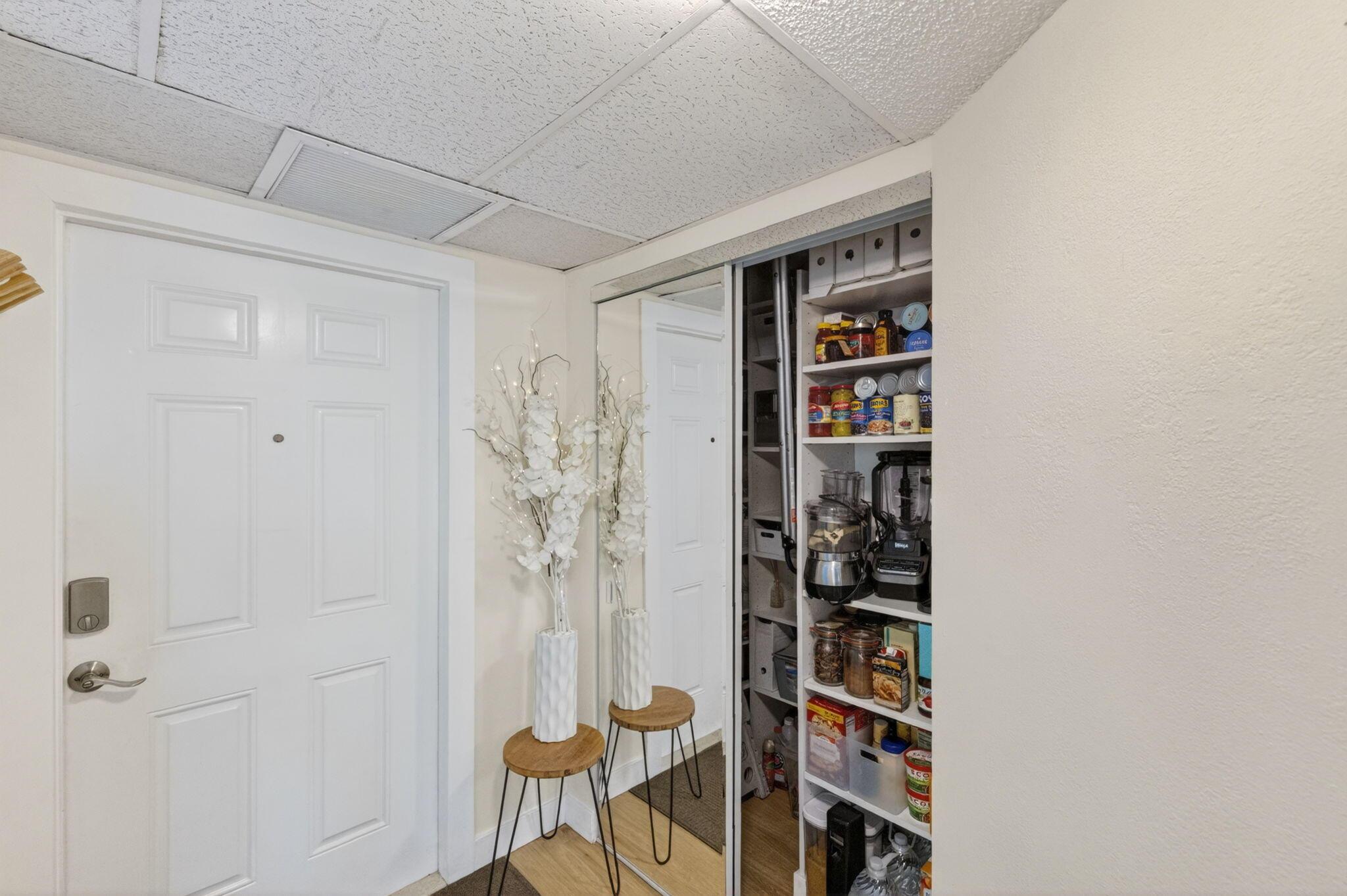 9081 Lime Bay Boulevard 115, Tamarac, FL 33321, Tamarac - Photo 3