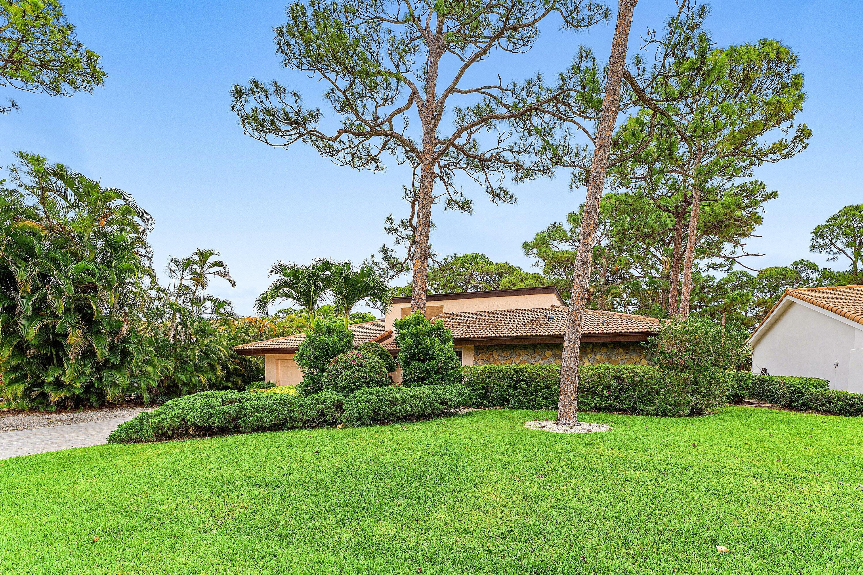 643 W Lakewoode Circle, Delray Beach, FL 33445, Delray Beach - Photo 3