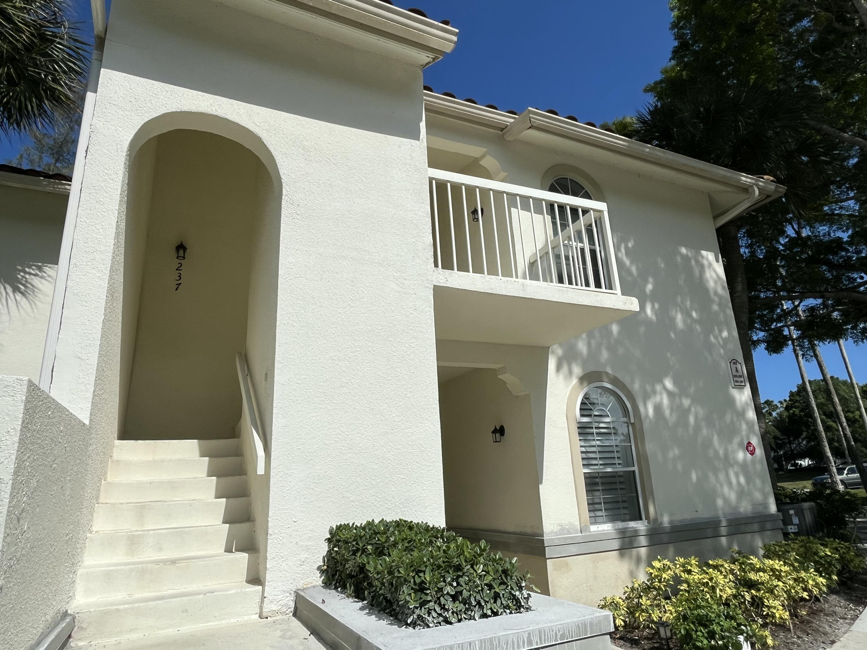237 Cypress Point Drive 237, Palm Beach Gardens, FL 33418, Palm Beach Gardens