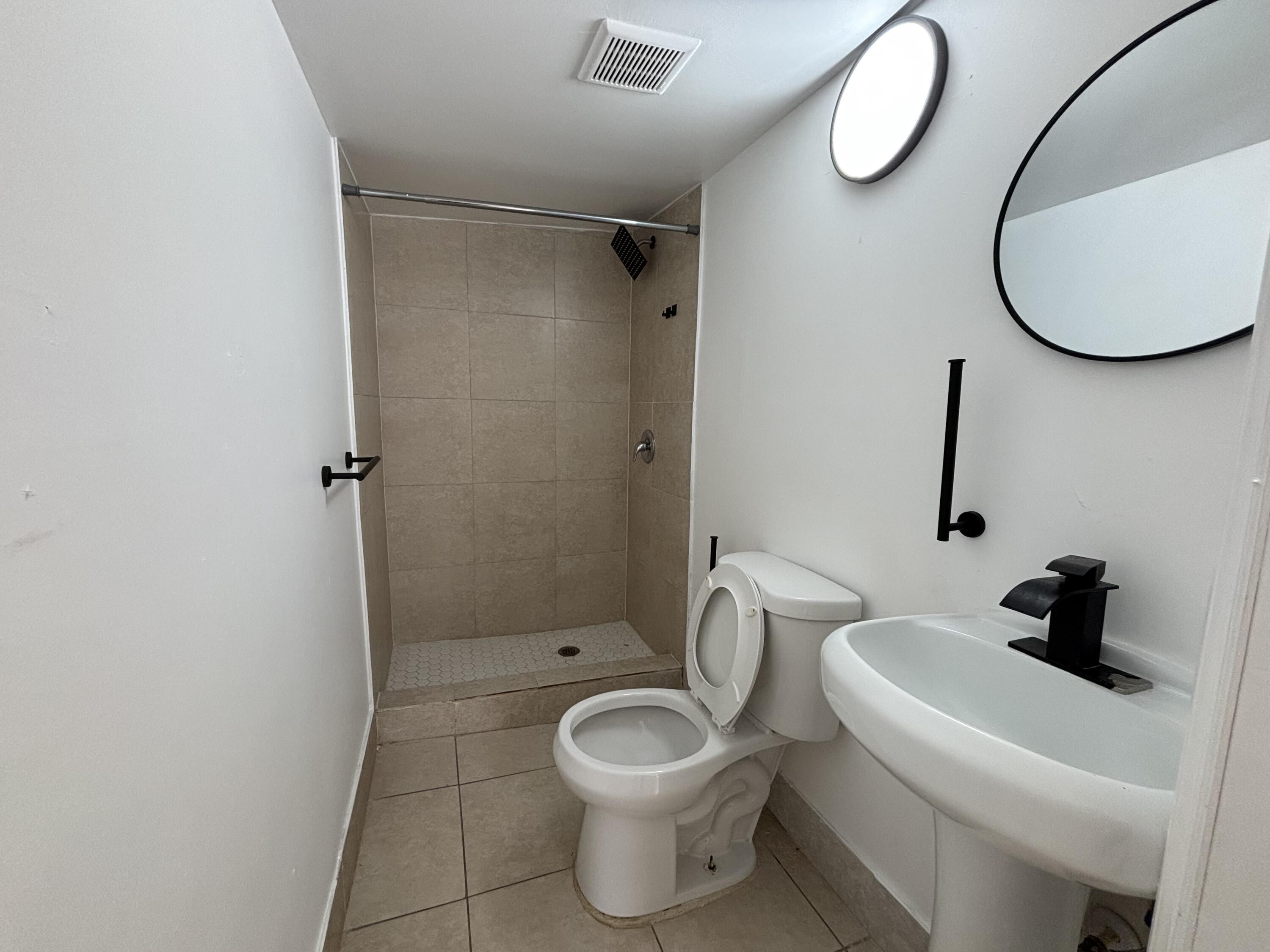 633 NW 15th Avenue, Fort Lauderdale, FL, Fort Lauderdale - Photo 4