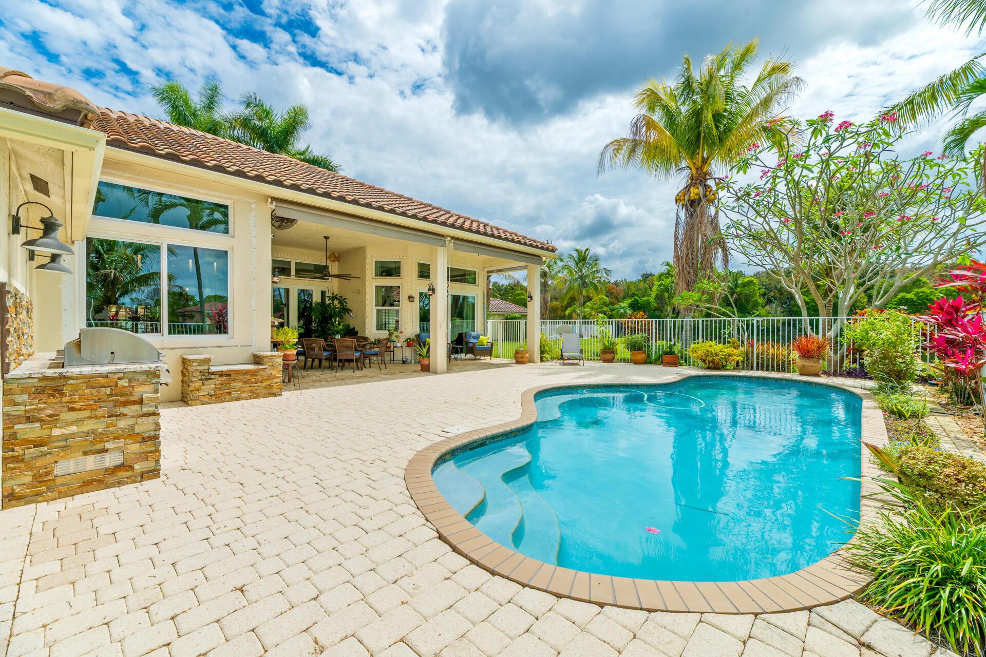 712 Verona Court, Weston, FL 33326, Weston - Photo 4