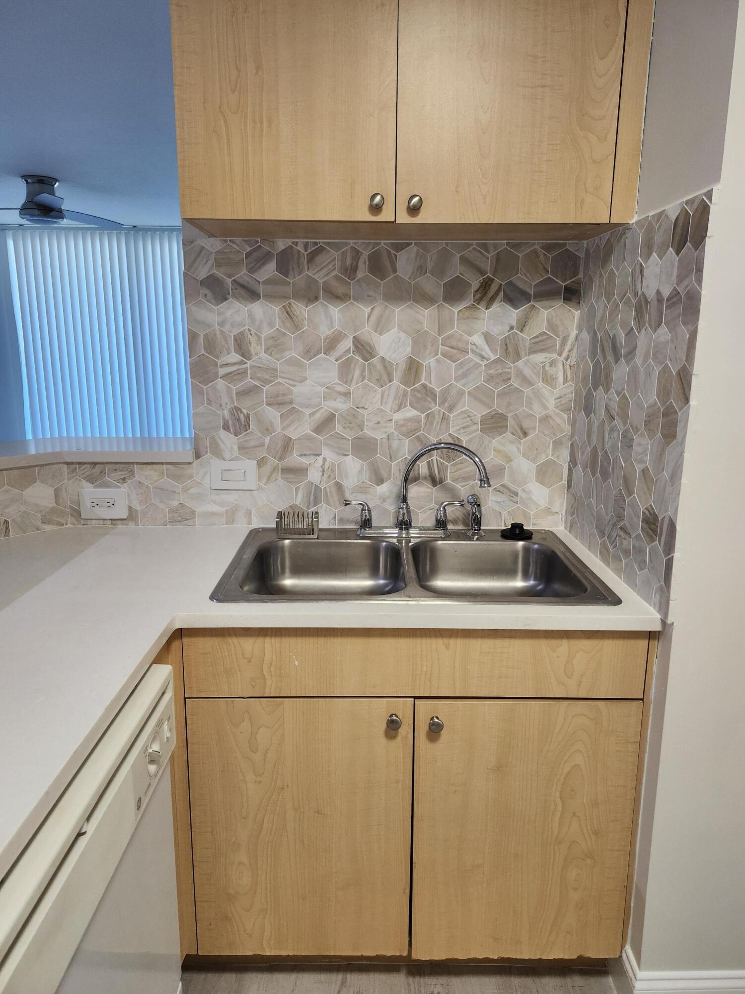 505 Villa Circle, Boynton Beach, FL 33435, Boynton Beach - Photo 5