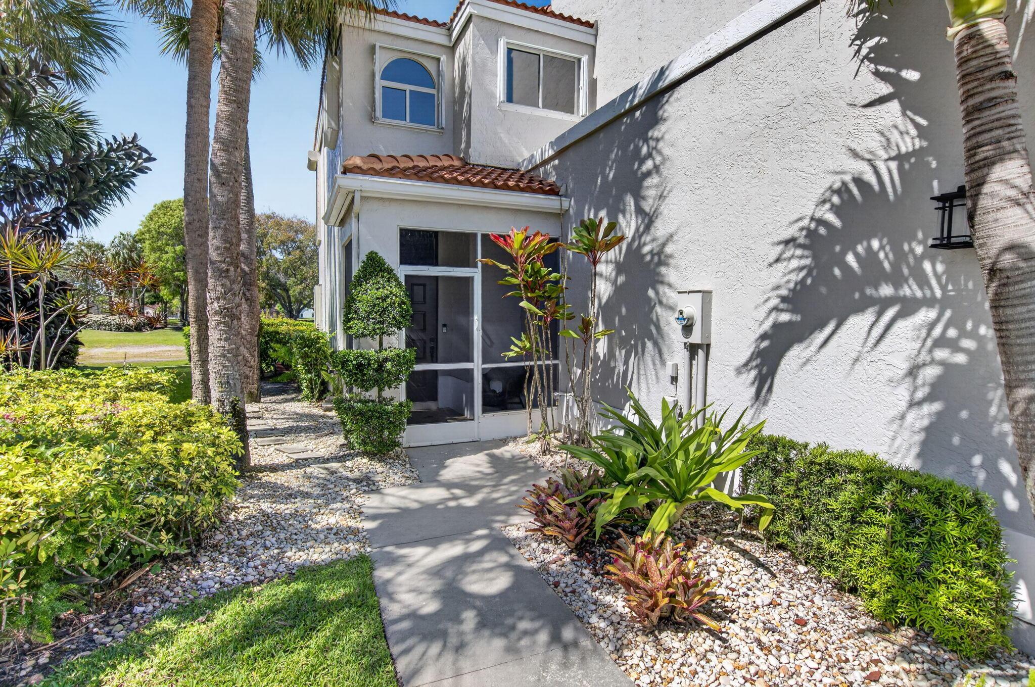 10530 Lake Vista Circle, Boca Raton, FL 33498, Boca Raton - Photo 2