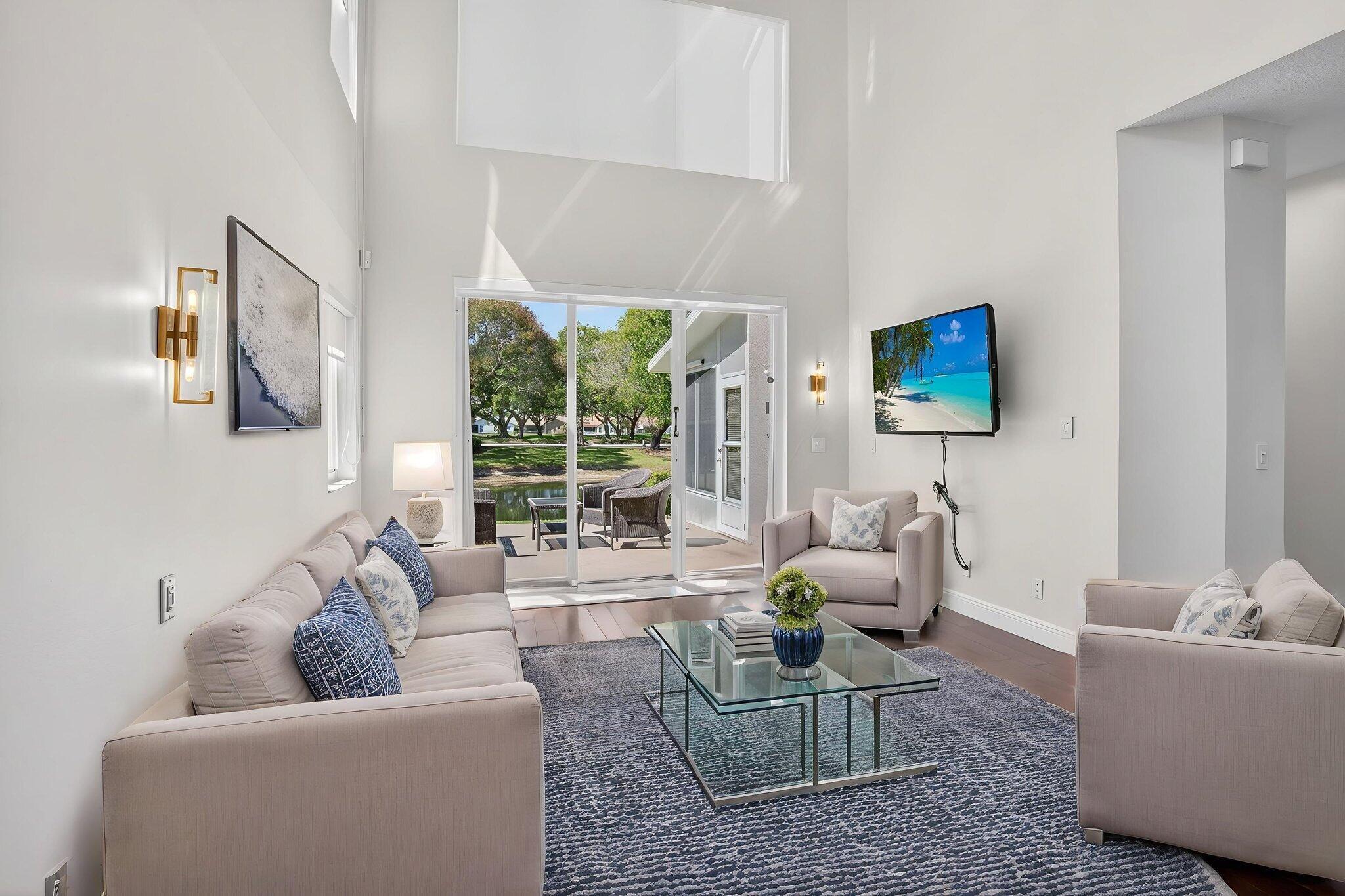 10530 Lake Vista Circle, Boca Raton, FL 33498, Boca Raton - Photo 4