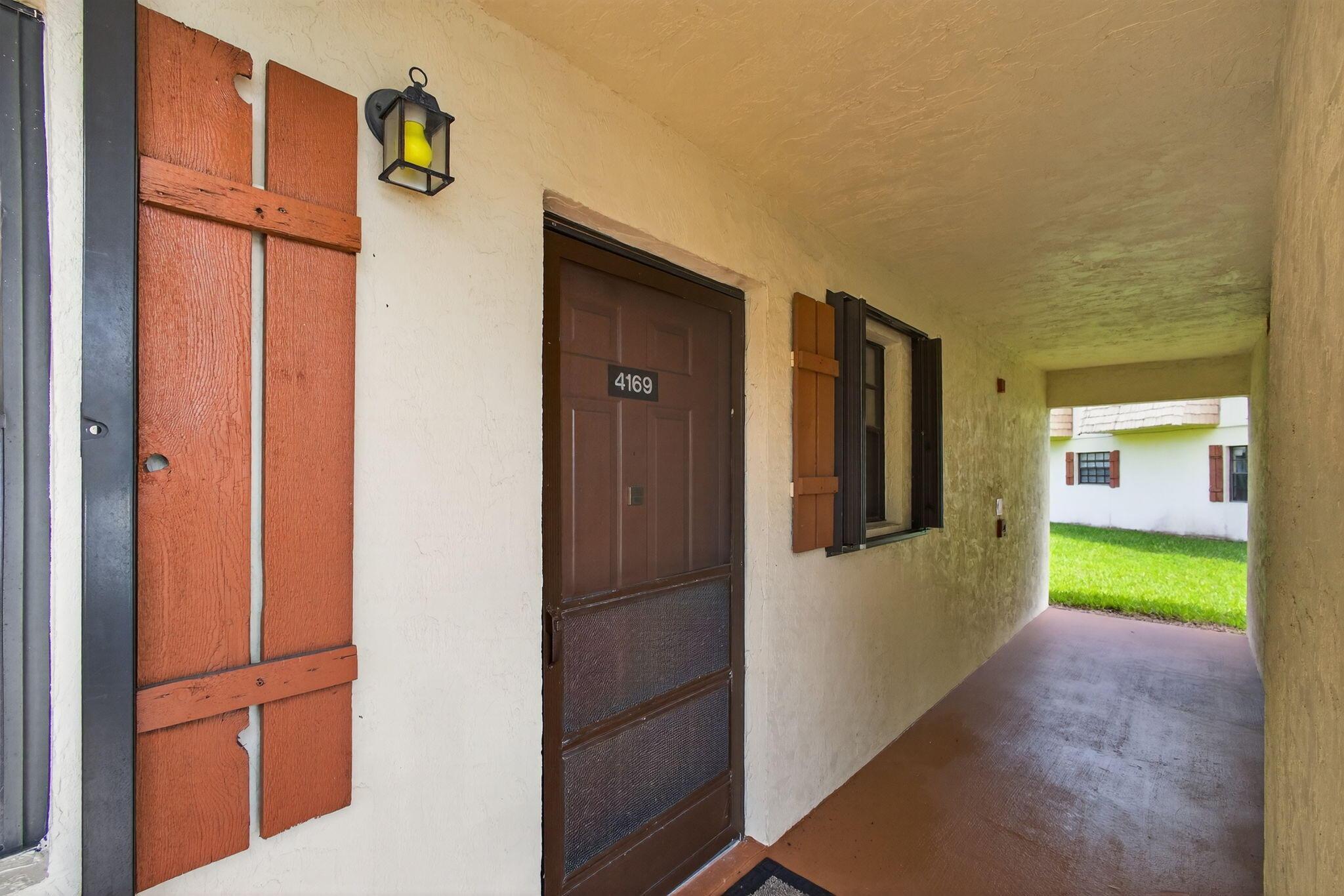 4169 Oak Terrace Drive, Greenacres, FL 33463, Greenacres - Photo 3