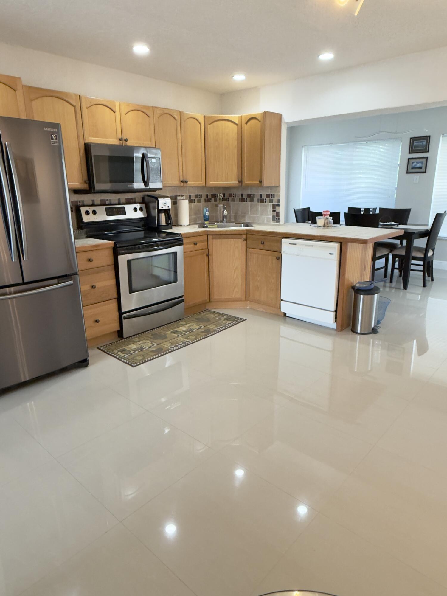 2612 NW 49th Street NW, Tamarac, FL 33309, Tamarac - Photo 2