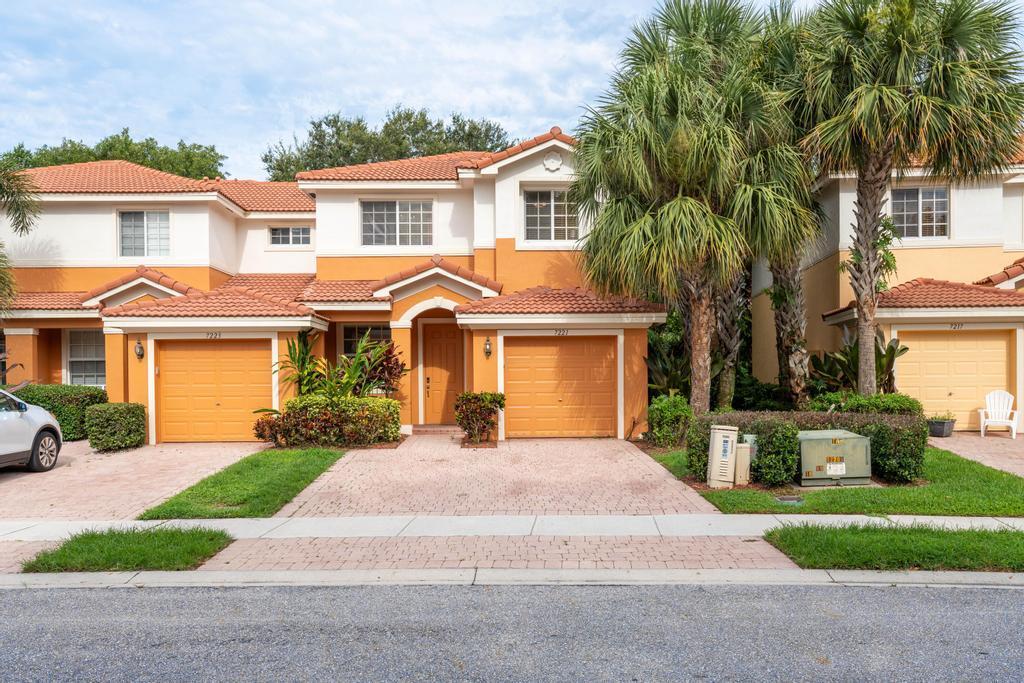 7221 Briella Drive, Boynton Beach, FL 33437, Boynton Beach - Photo 4