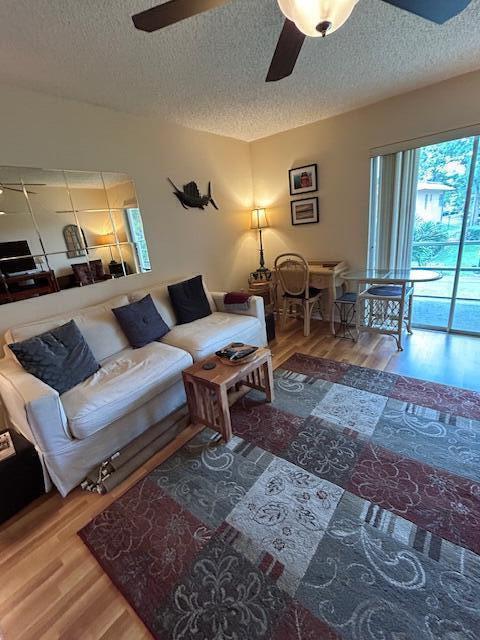 1951 SW Palm City Road H, Stuart, FL 34994, Stuart - Photo 5