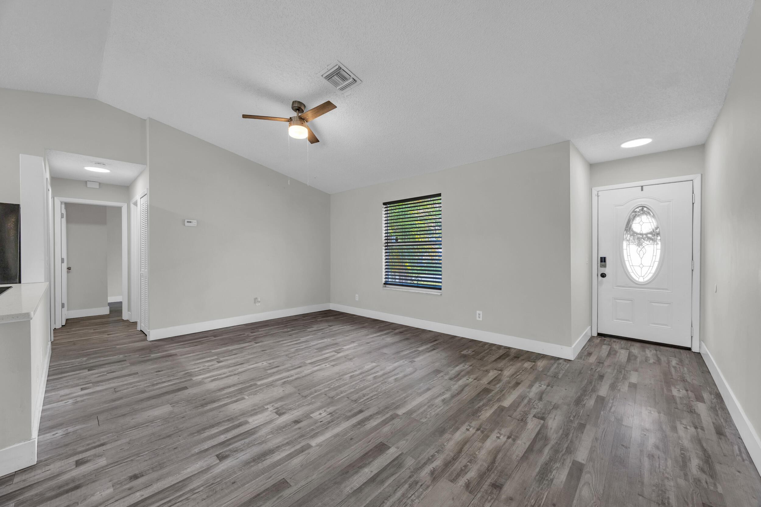 497 Melrose Lane, Sebastian, FL 32958, Sebastian - Photo 4