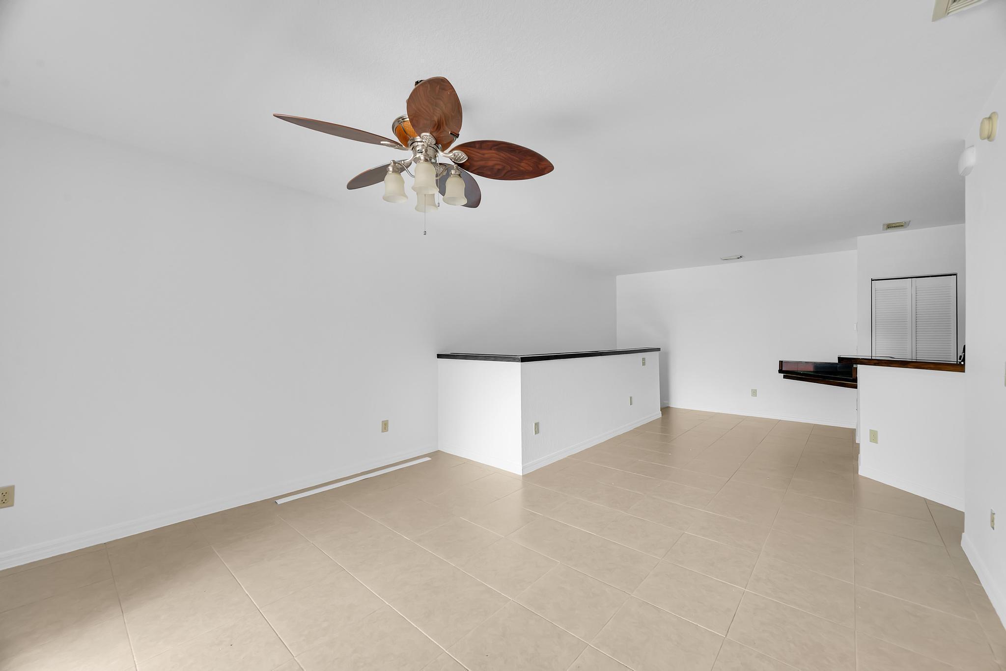 106 SW Peacock Boulevard 206, Port St. Lucie, FL 34986, Port St. Lucie - Photo 5