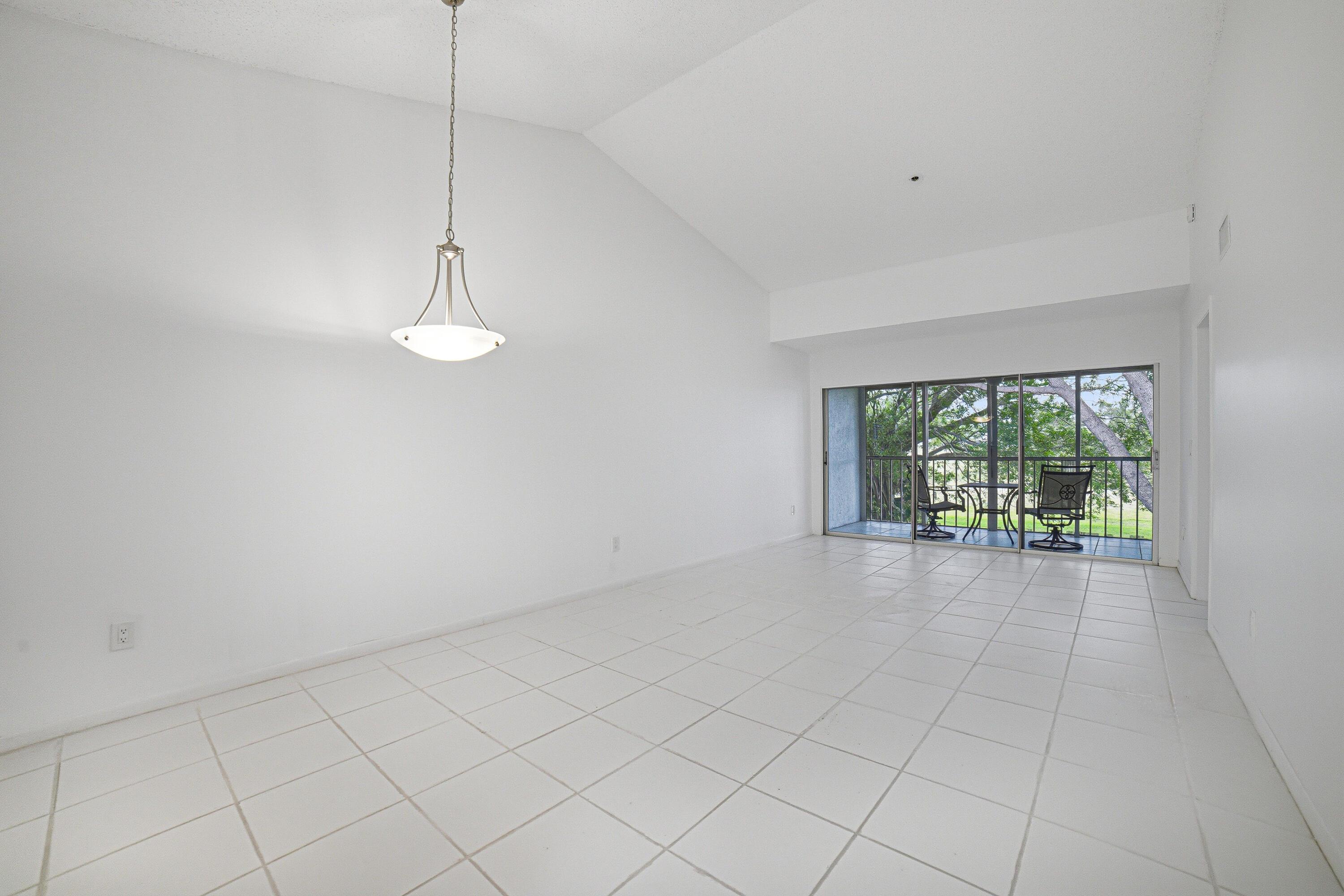 260 NW 67th Street A203, Boca Raton, FL 33487, Boca Raton - Photo 4
