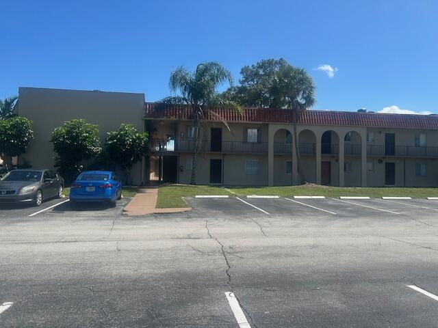 6054 Forest Hill Boulevard Apt 104, West Palm Beach, FL 33415, West Palm Beach - Photo 2