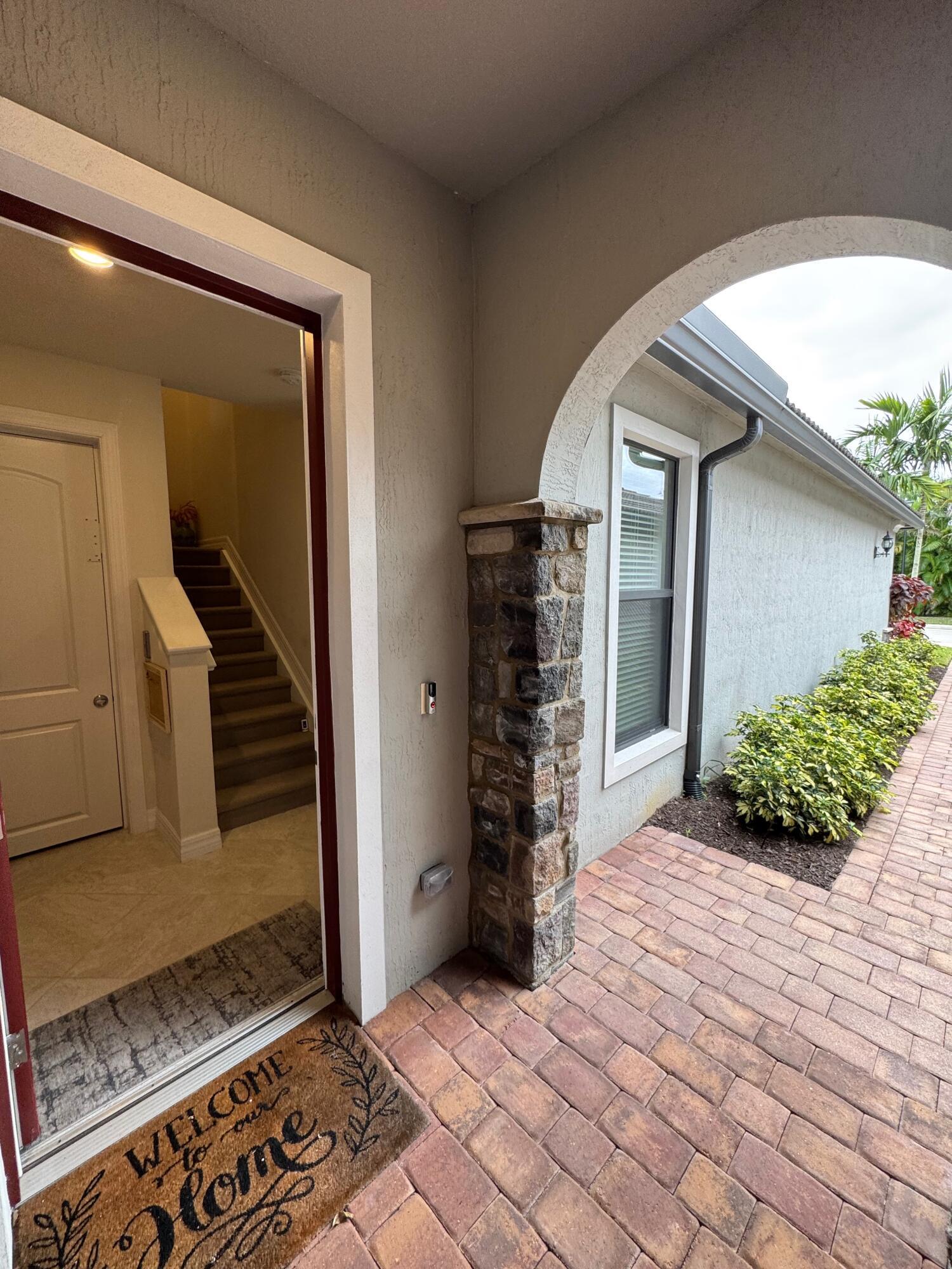 21872 Canadensis Circle 202, Boca Raton, FL 33428, Boca Raton - Photo 4