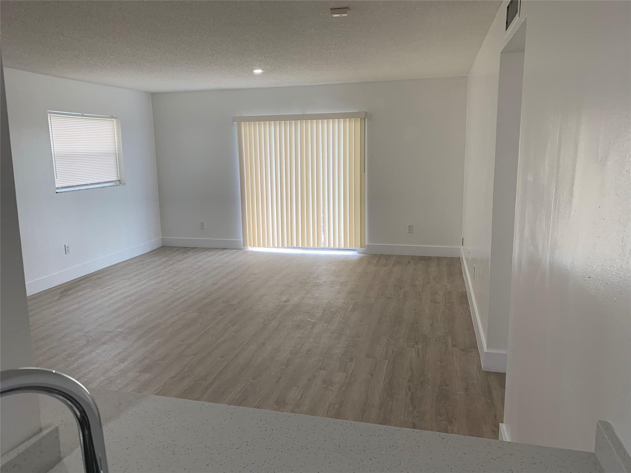 4121 Stirling Road 401, Dania Beach, FL 33314, Dania Beach - Photo 4