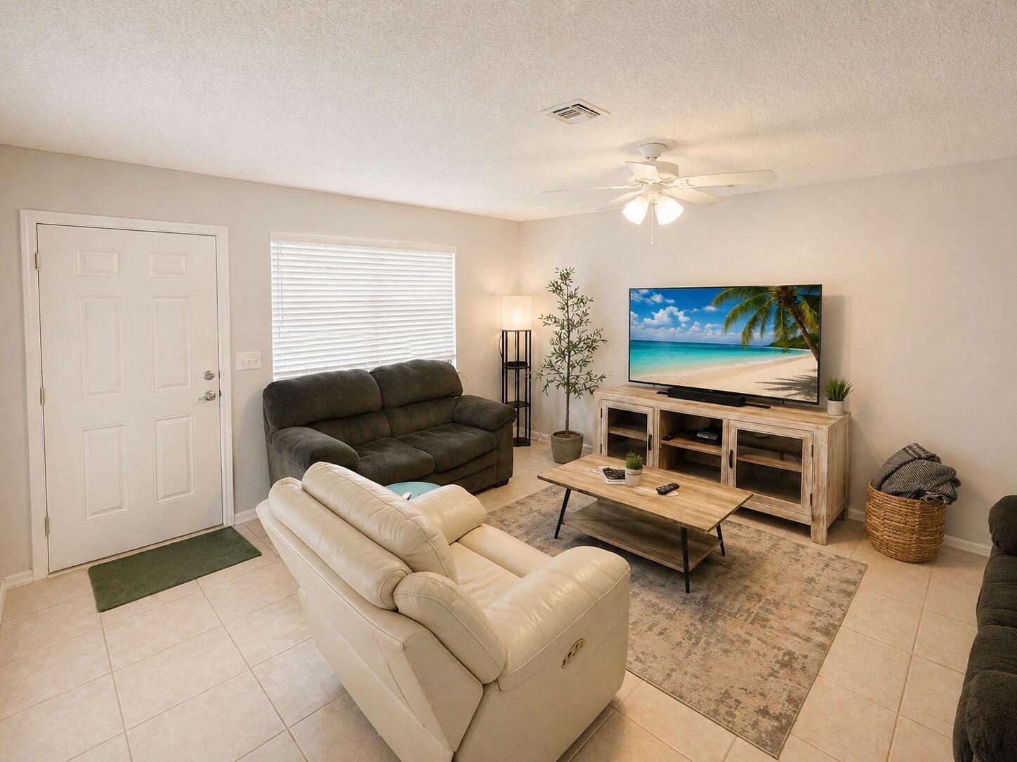 9262 Green Meadows Way, Palm Beach Gardens, FL 33418, Palm Beach Gardens - Photo 2