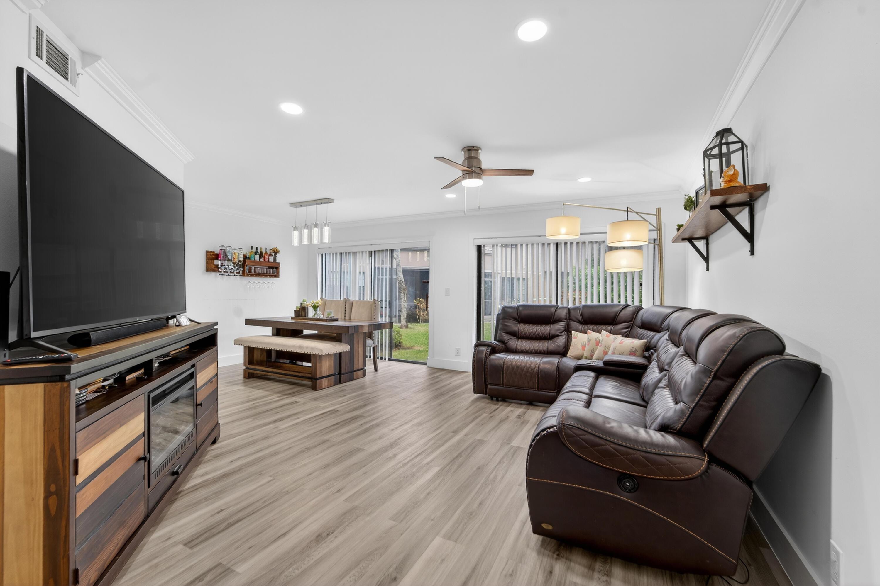 1672 Cypress Pointe Drive 1a, Coral Springs, FL 33071, Coral Springs - Photo 4