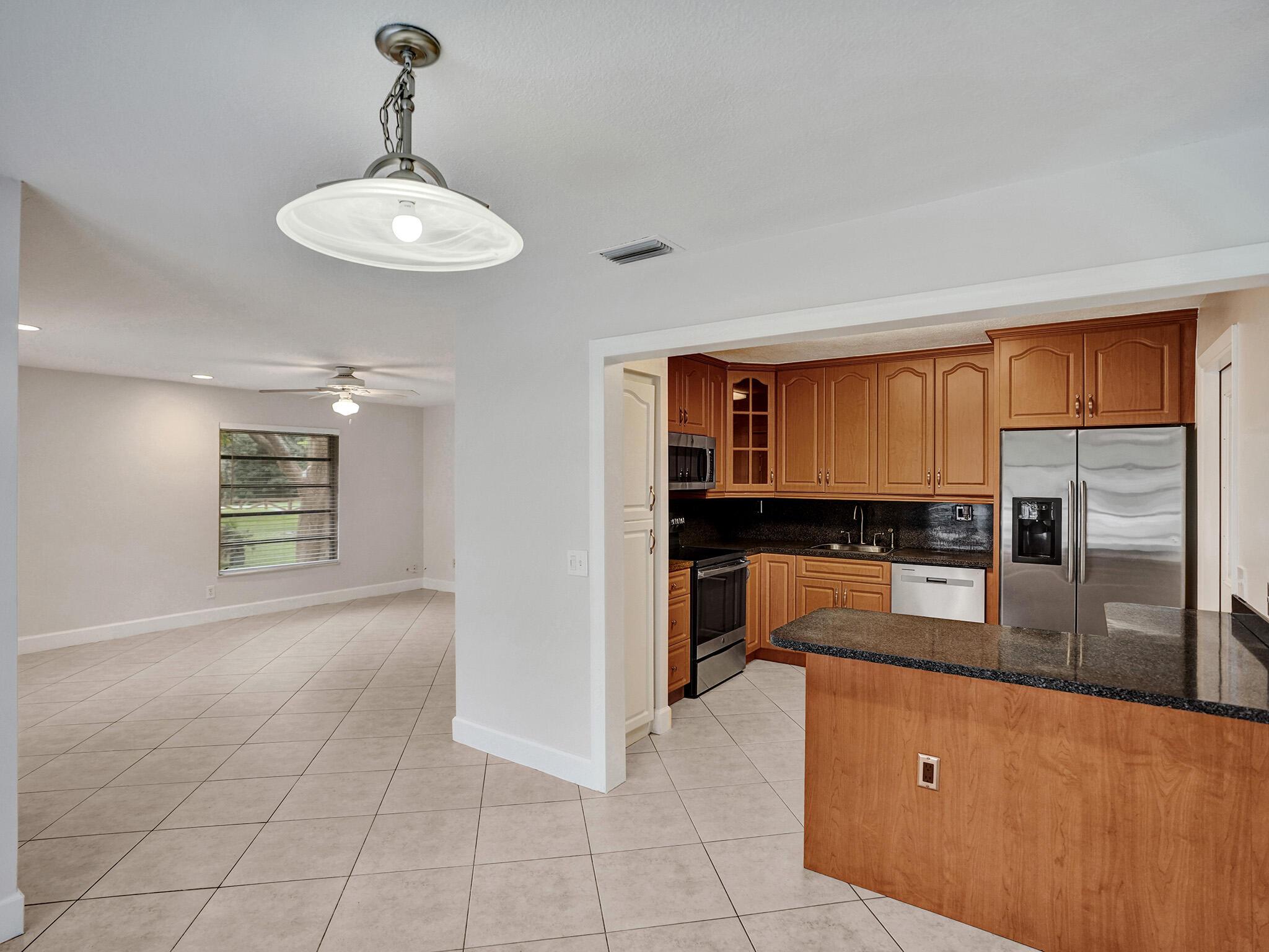 3747 E Valley Green Drive 76, Davie, FL 33328, Davie - Photo 5