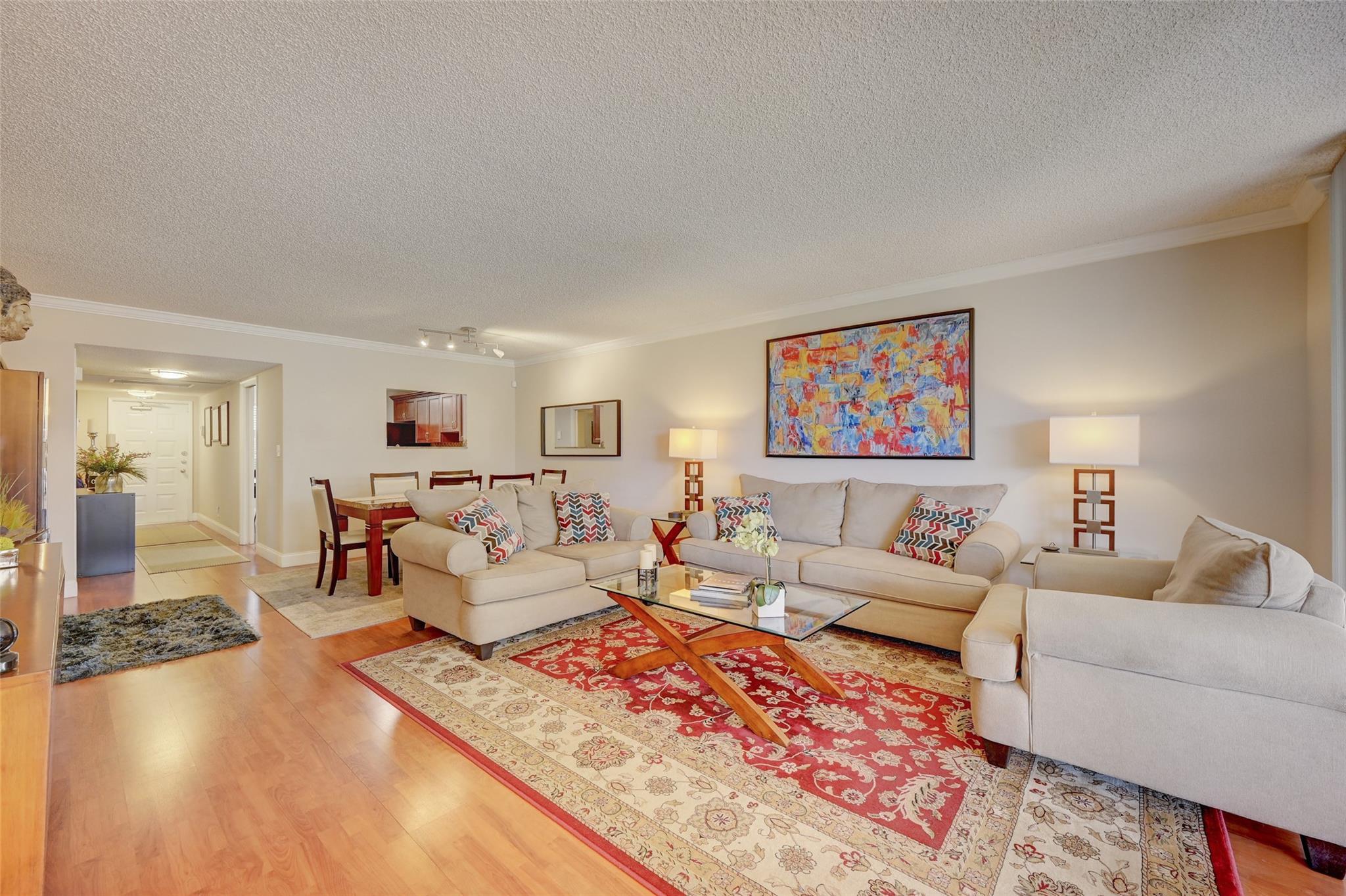 823 Cypress Boulevard 201, Pompano Beach, FL 33069, Pompano Beach - Photo 4