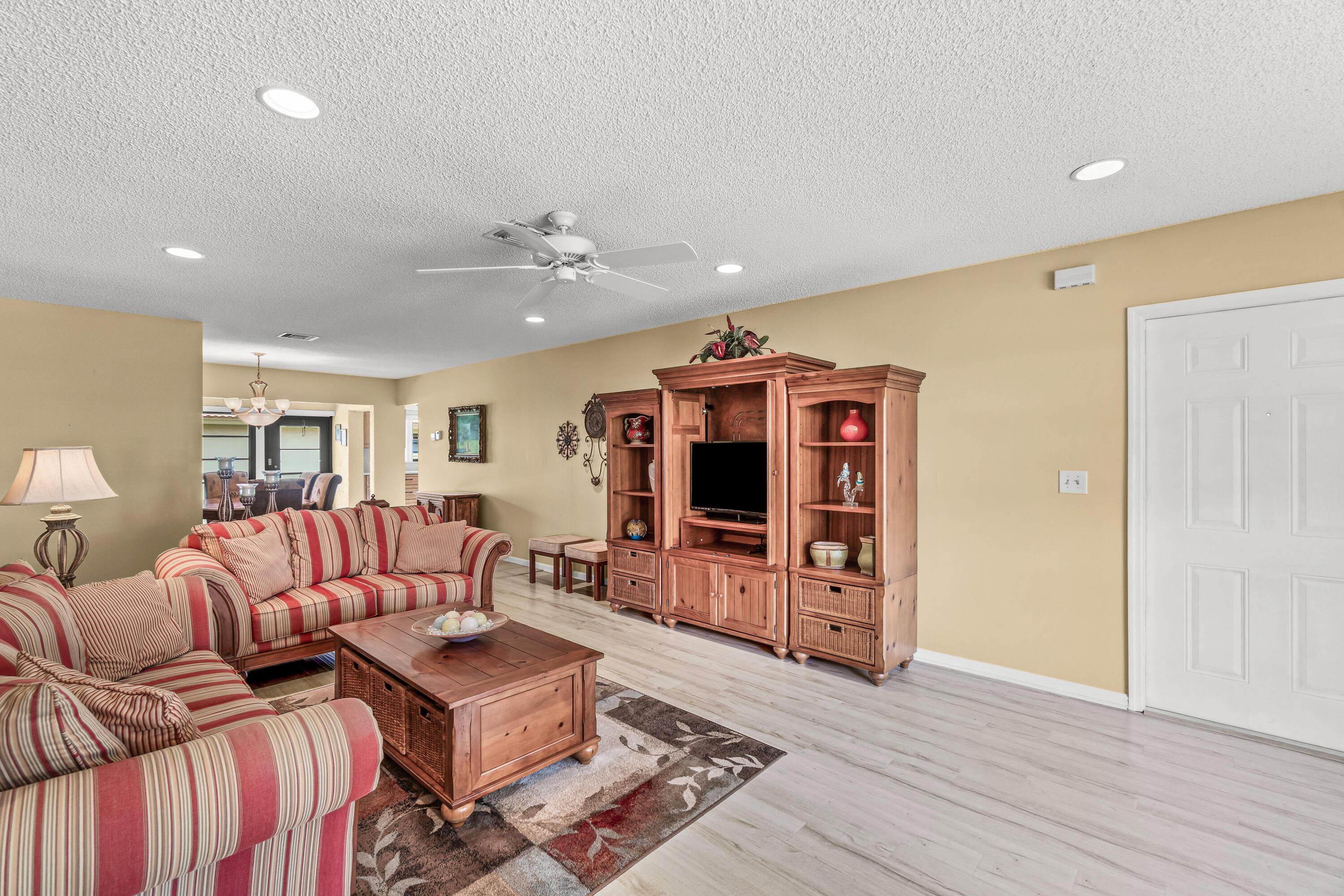 4625 Rosewood Tree Court A, Boynton Beach, FL 33436, Boynton Beach - Photo 5