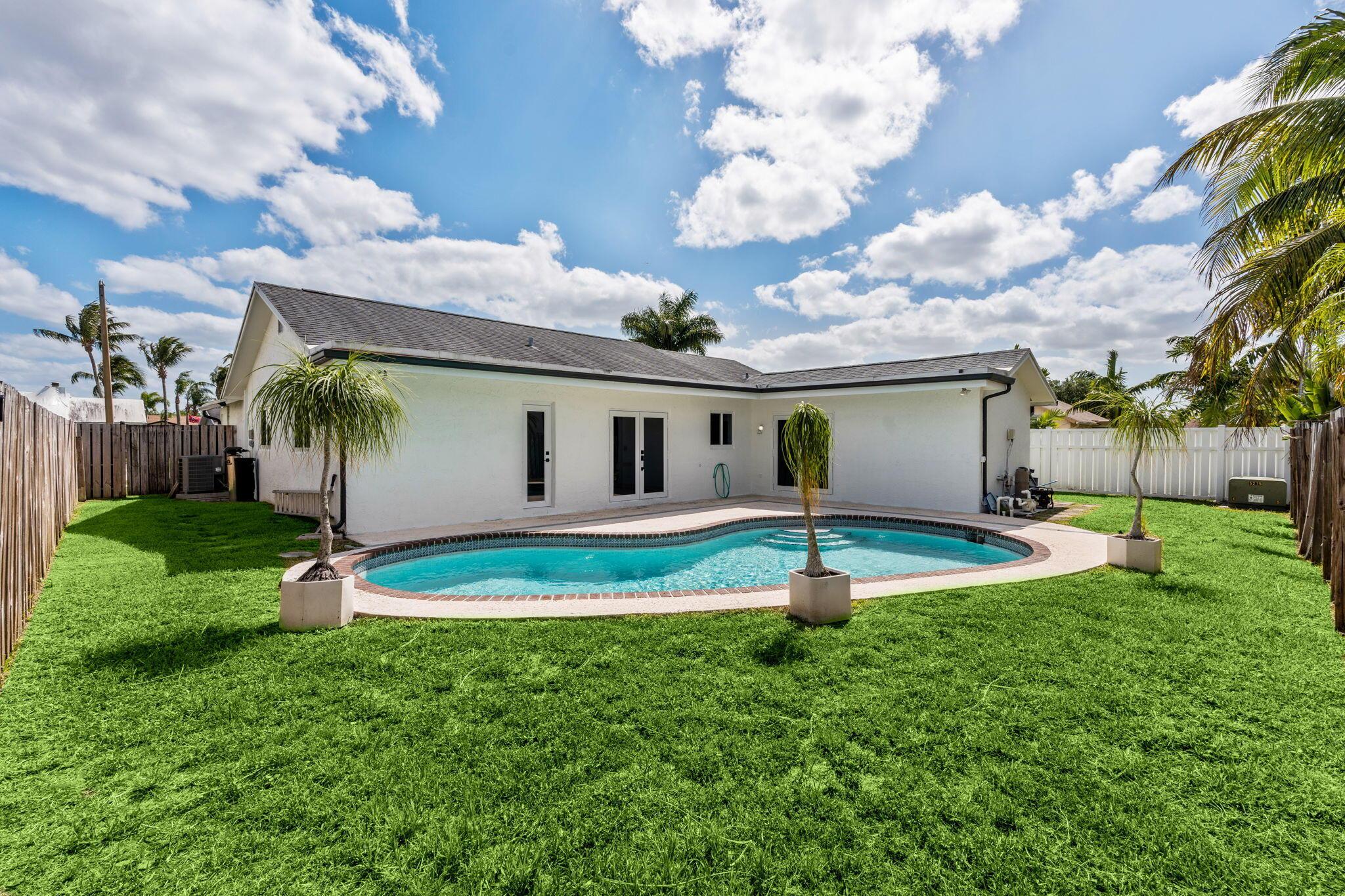 11831 NW 38th Place, Sunrise, FL 33323, Sunrise - Photo 4