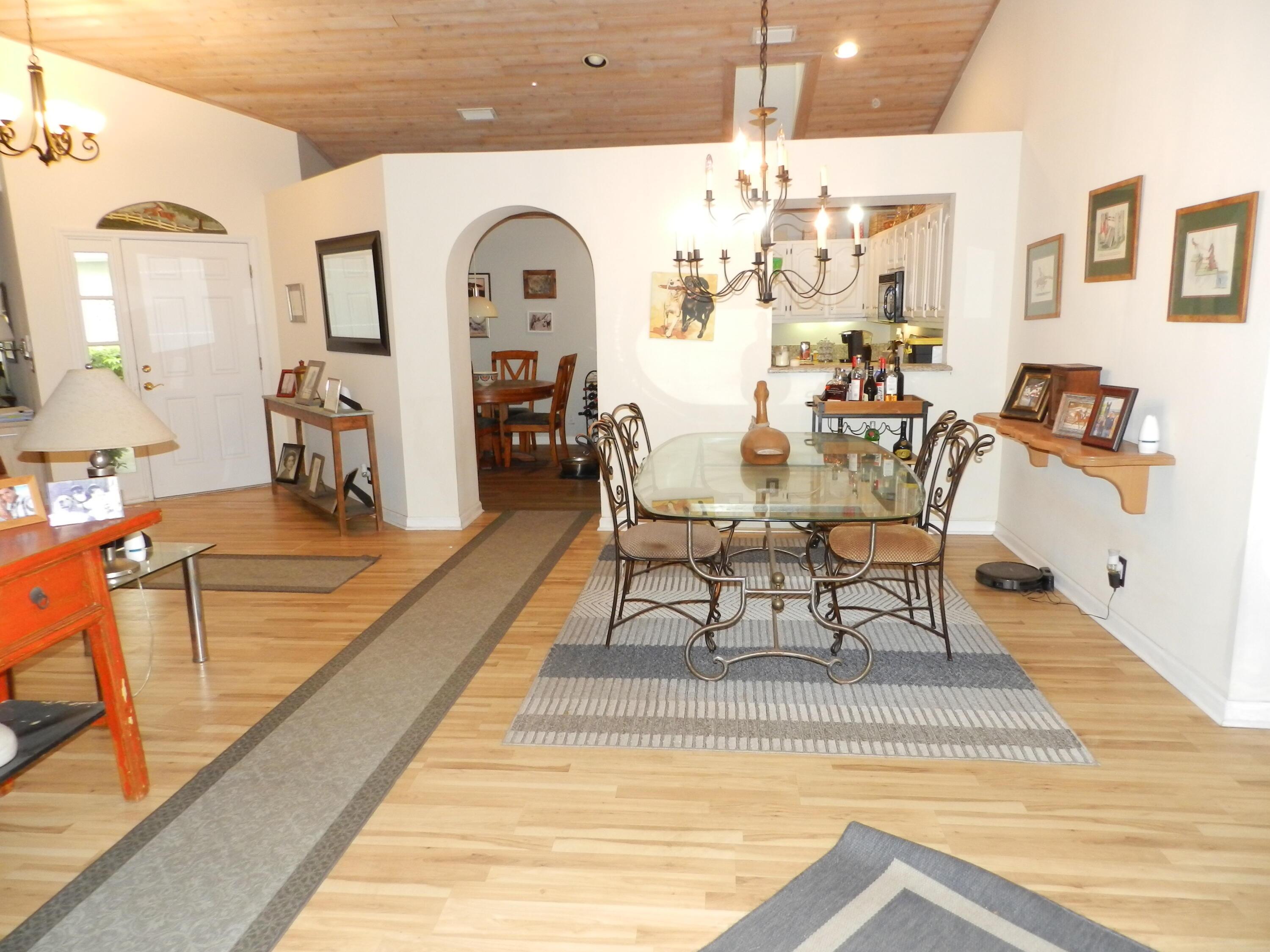 9198 Heathridge Drive, West Palm Beach, FL 33411, West Palm Beach - Photo 5