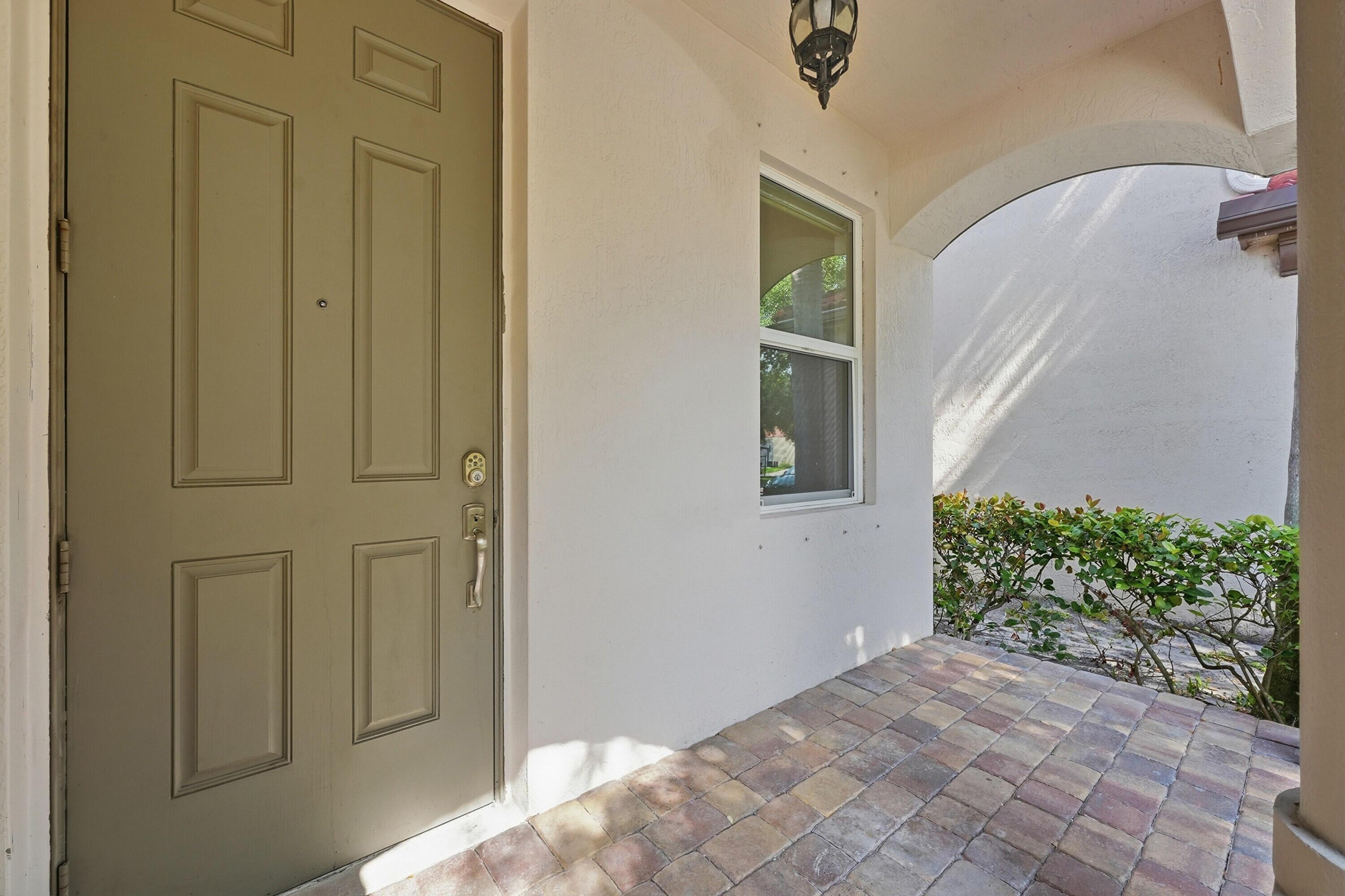 1275 Rosegate Boulevard, Riviera Beach, FL 33404, Riviera Beach - Photo 3