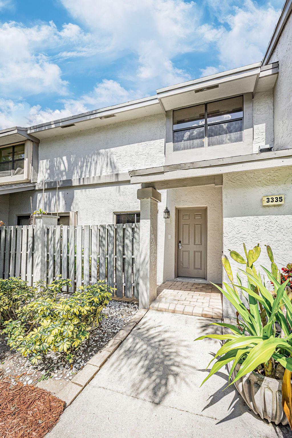 3335 Carambola Circle S, Coconut Creek, FL 33066, Coconut Creek - Photo 3