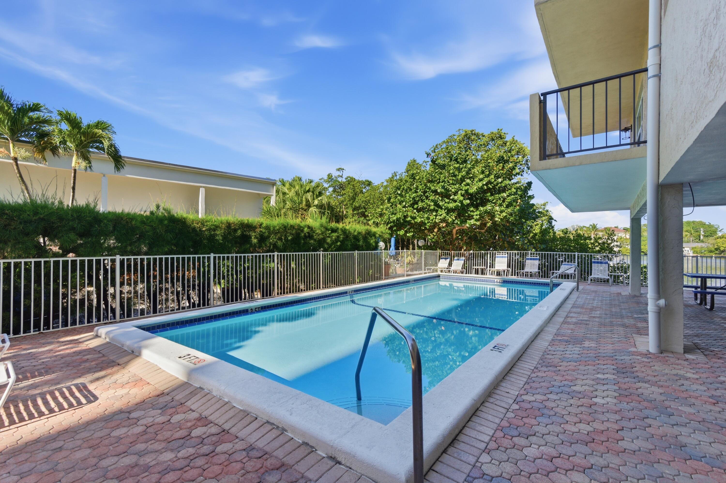 3581 S Ocean Boulevard Apt 4e, South Palm Beach, FL 33480, South Palm Beach - Photo 2