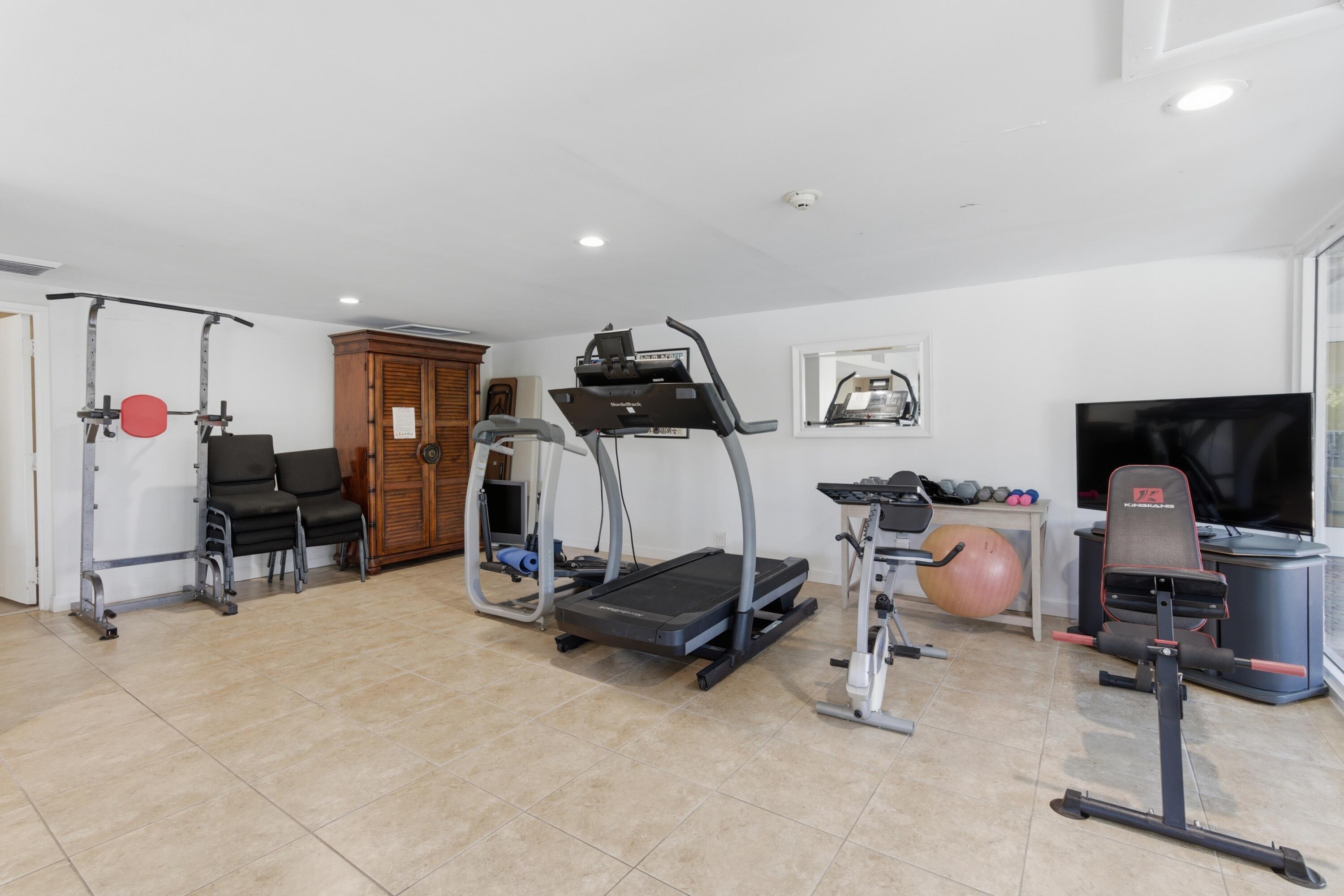 3581 S Ocean Boulevard Apt 4e, South Palm Beach, FL 33480, South Palm Beach - Photo 3