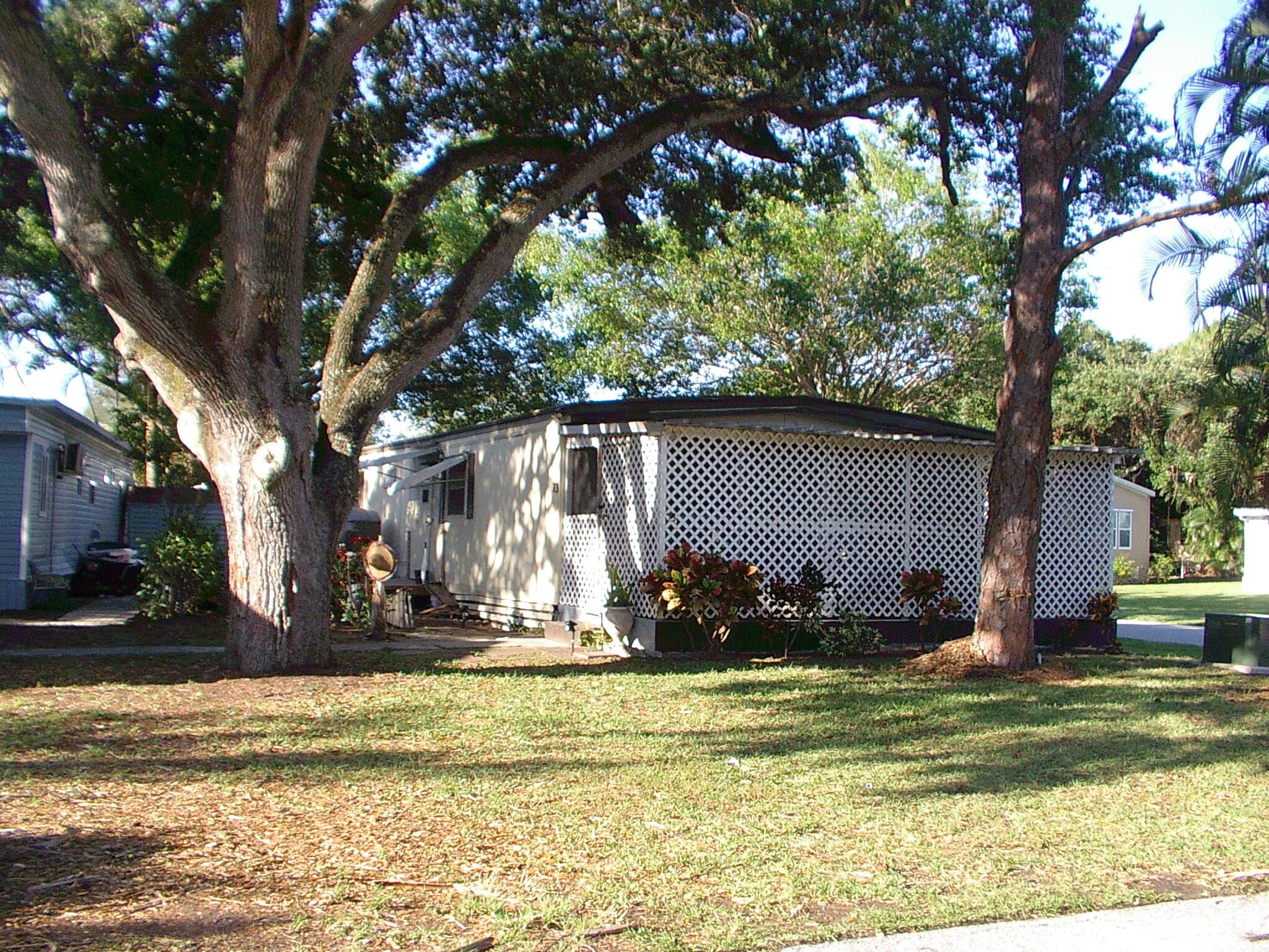2555 Pga Boulevard 73, Palm Beach Gardens, FL 33410, Palm Beach Gardens - Photo 2