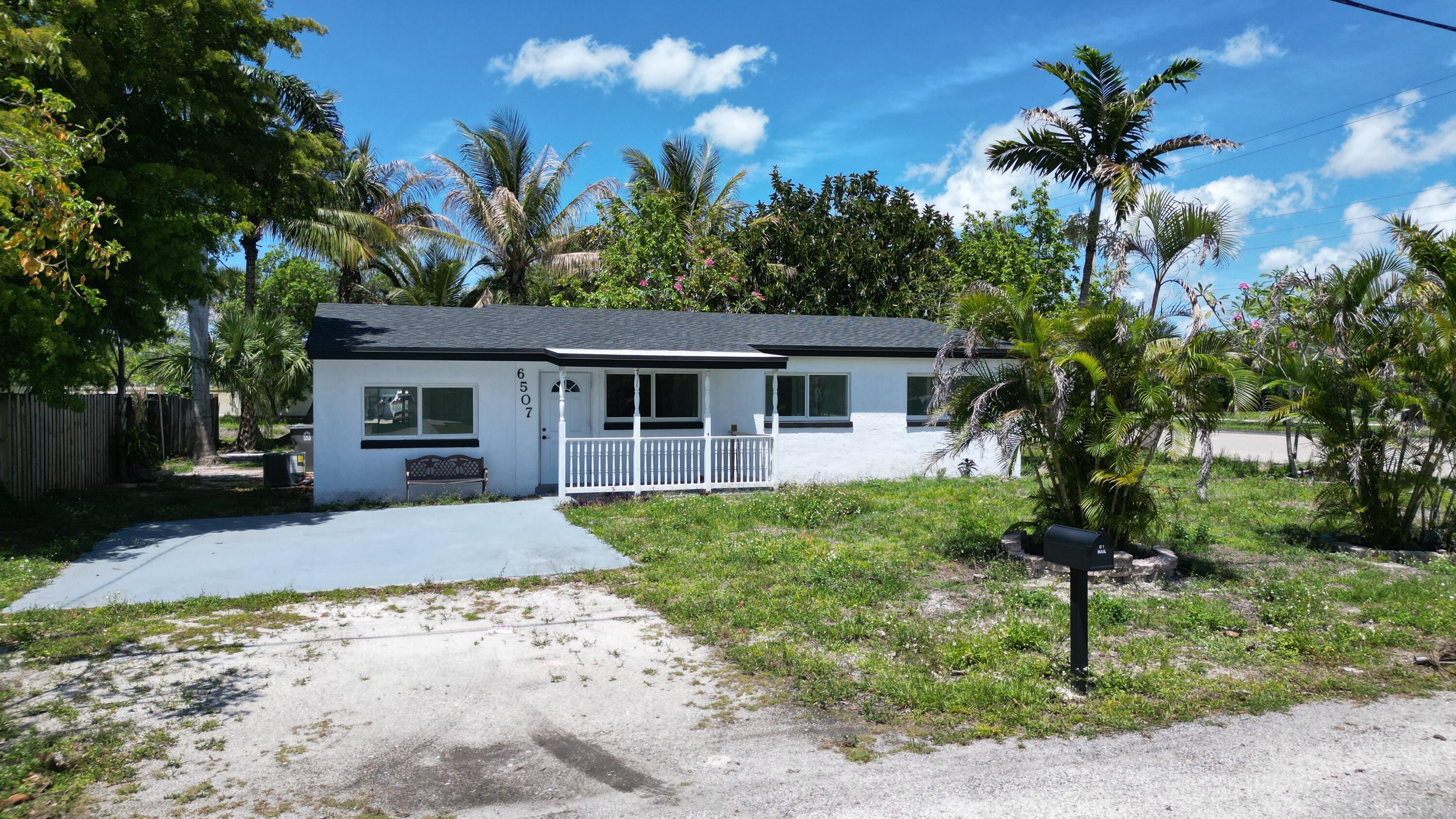 6507 Alexander Road, West Palm Beach, FL 33413, West Palm Beach - Photo 2