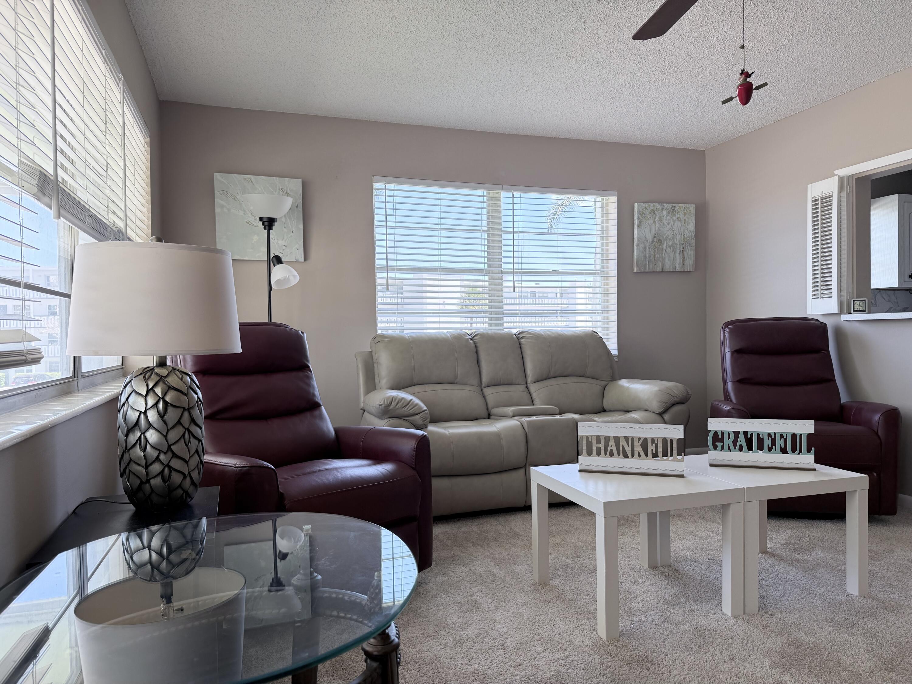 226 Windsor J, West Palm Beach, FL 33417, West Palm Beach - Photo 4