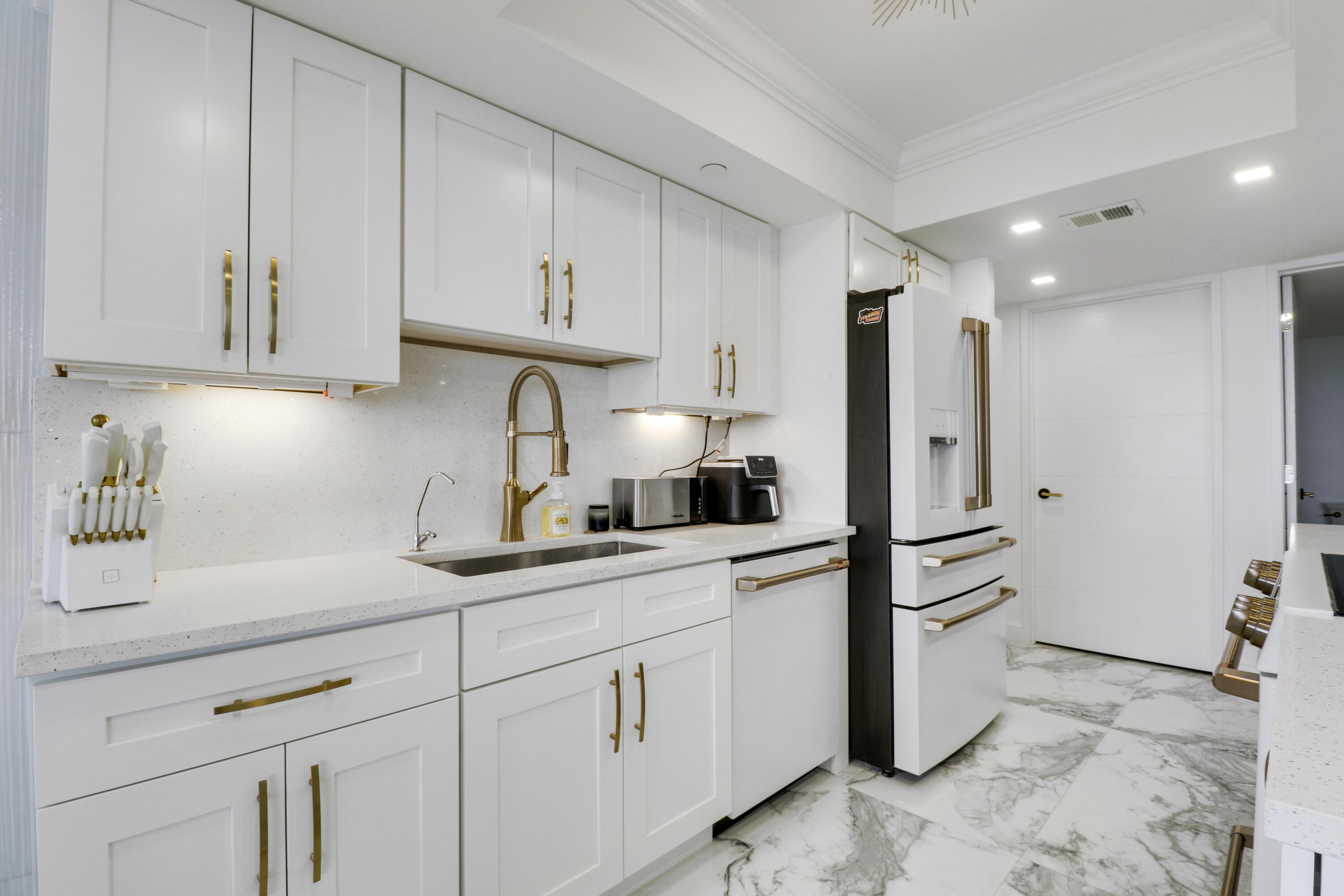 5280 N Ocean Drive 2f, Riviera Beach, FL 33404, Riviera Beach - Photo 4