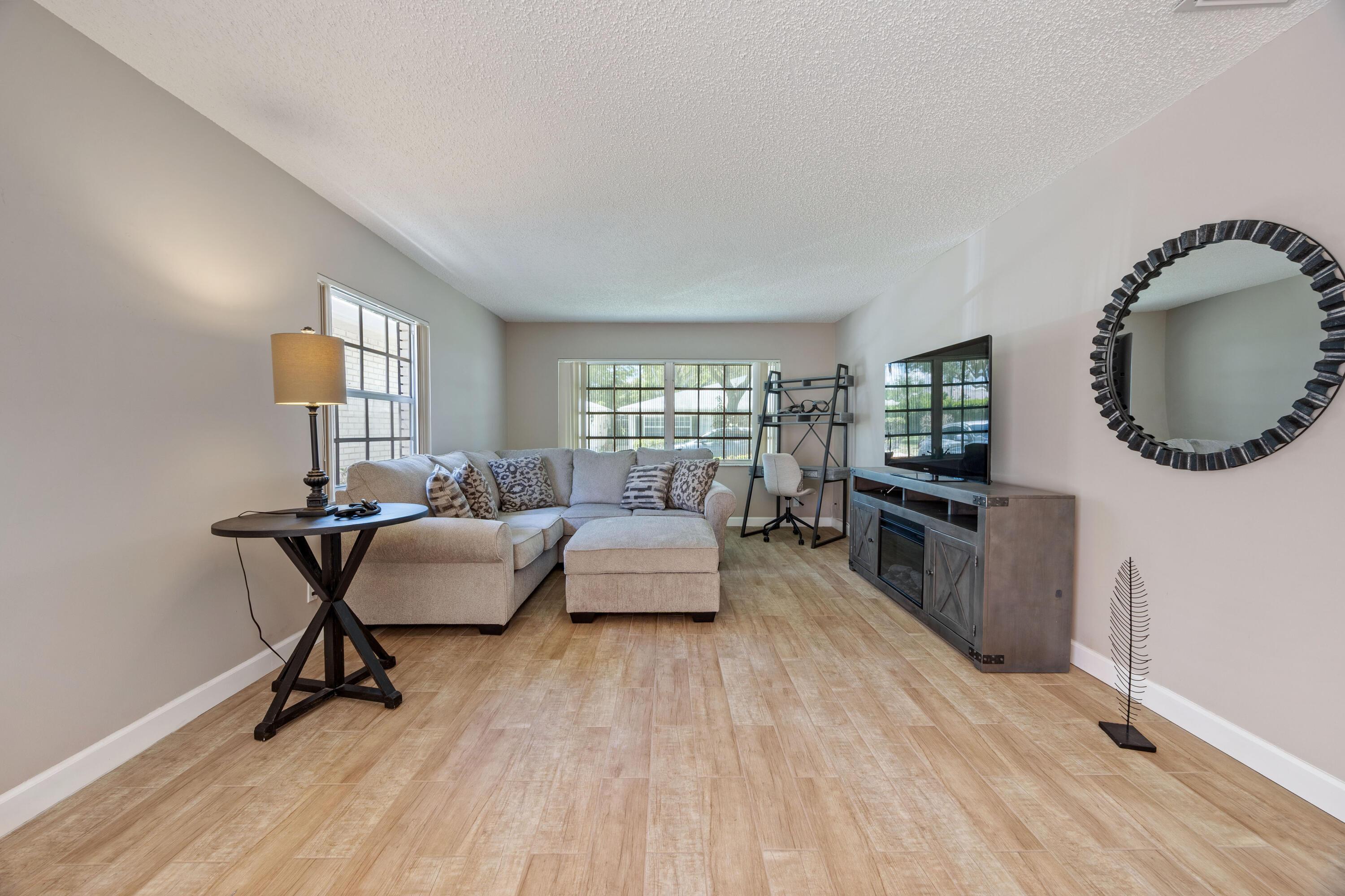 10168 43rd Trail S 318, Boynton Beach, FL 33436, Boynton Beach - Photo 4