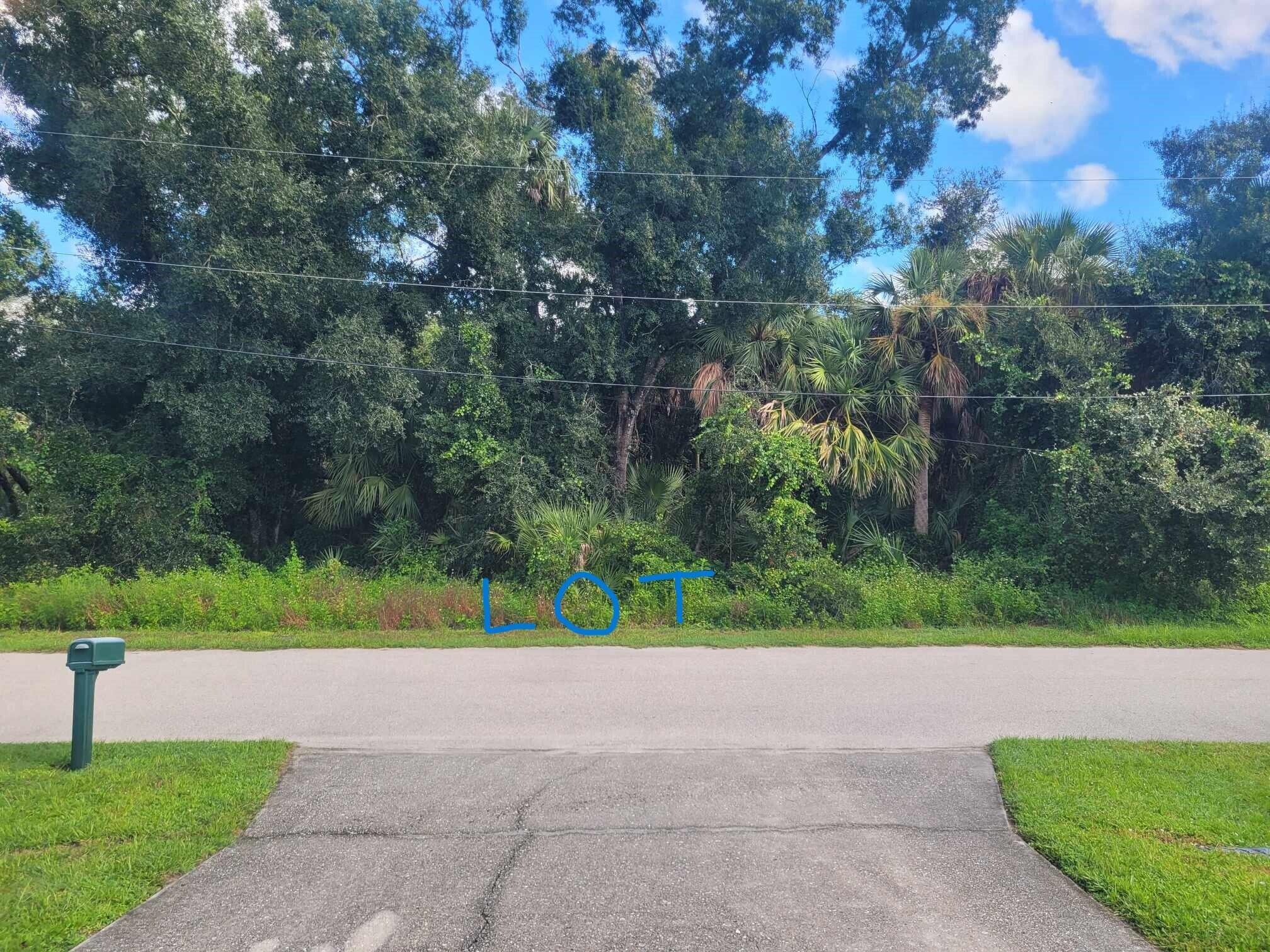 000 April Avenue, North Port, FL 34288, North Port - Photo 5