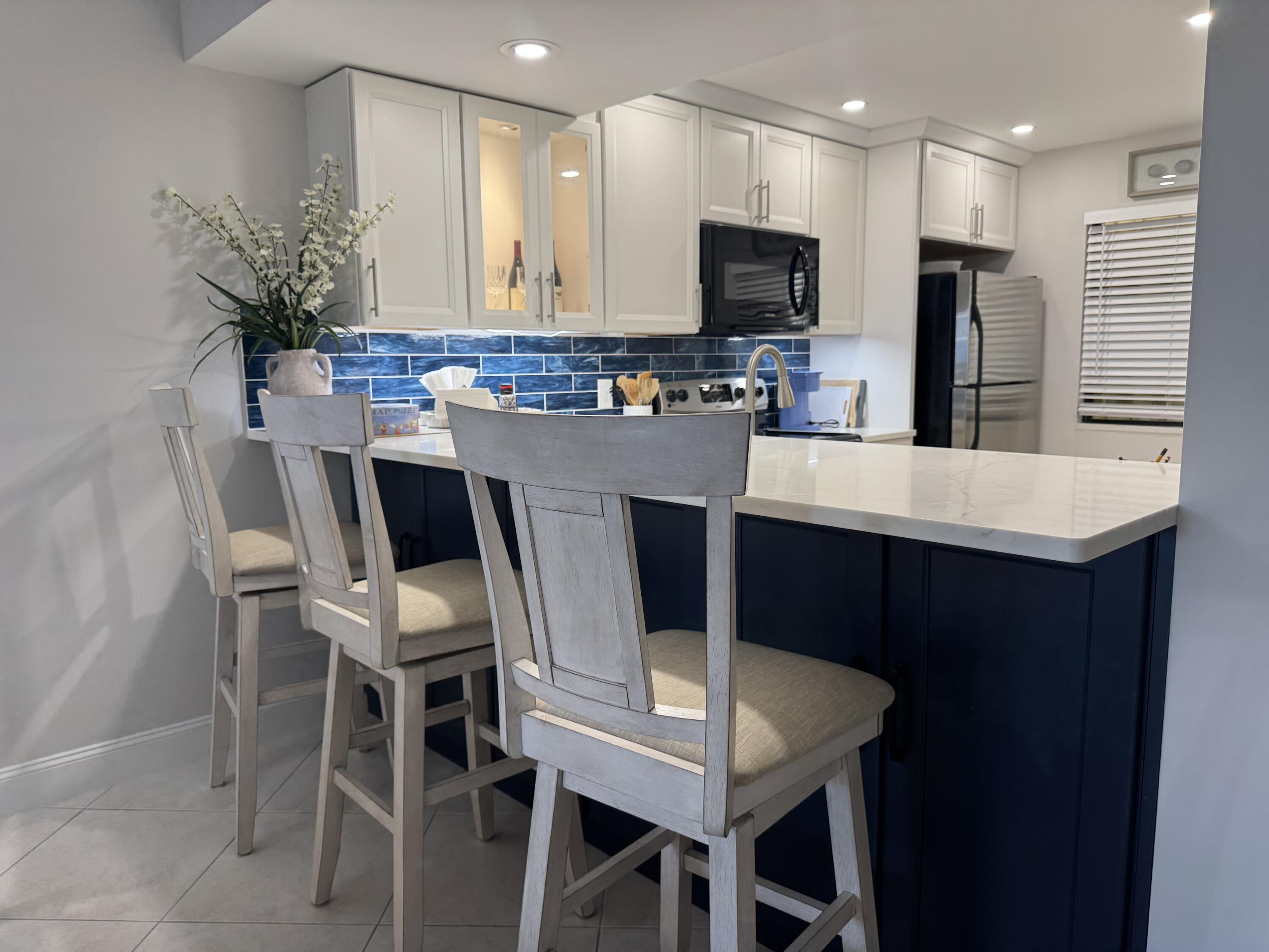 401 Ocean Bluffs Boulevard 303, Jupiter, FL 33477, Jupiter - Photo 2