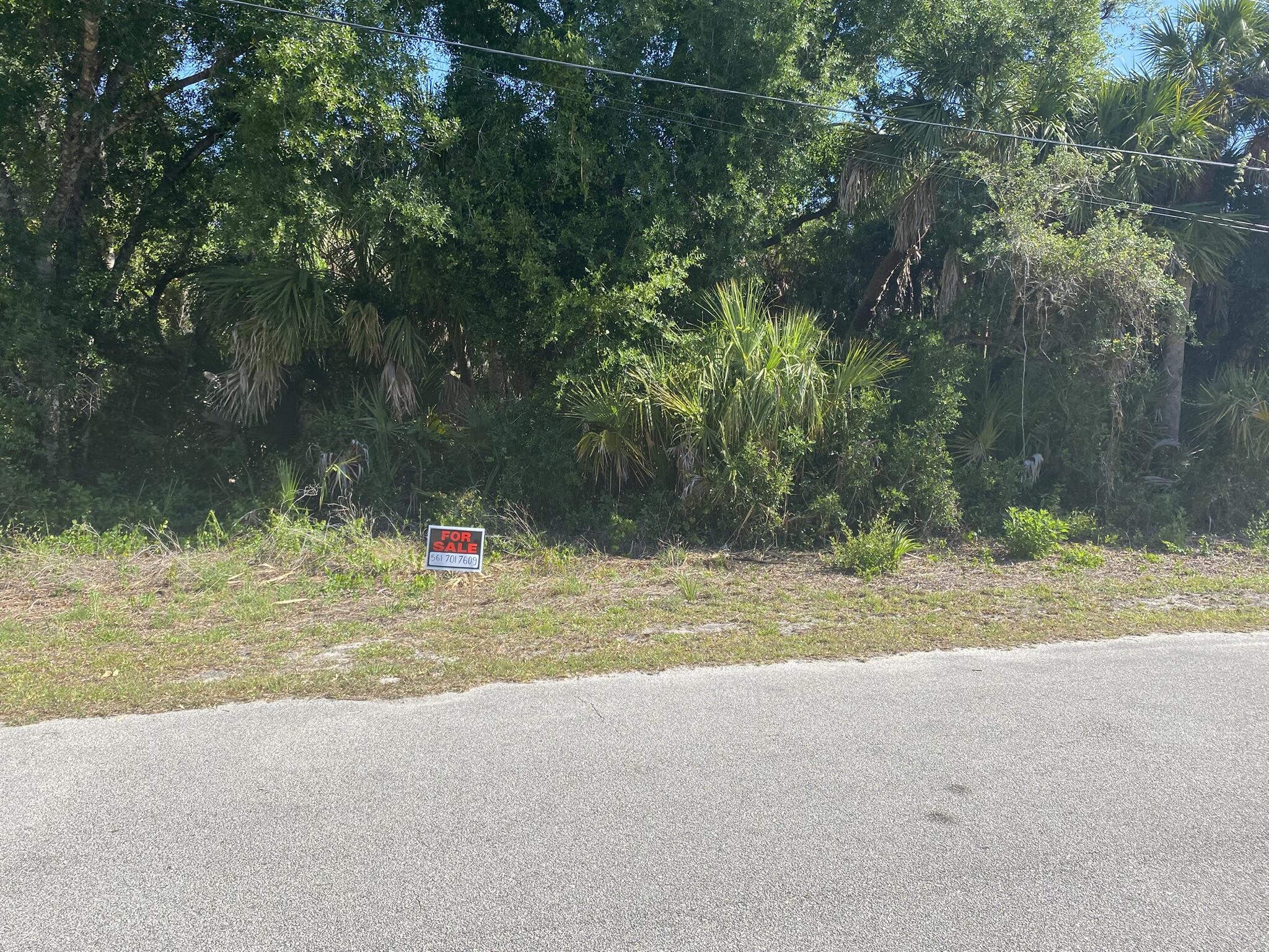 000 April Avenue, North Port, FL 34288, North Port - Photo 2