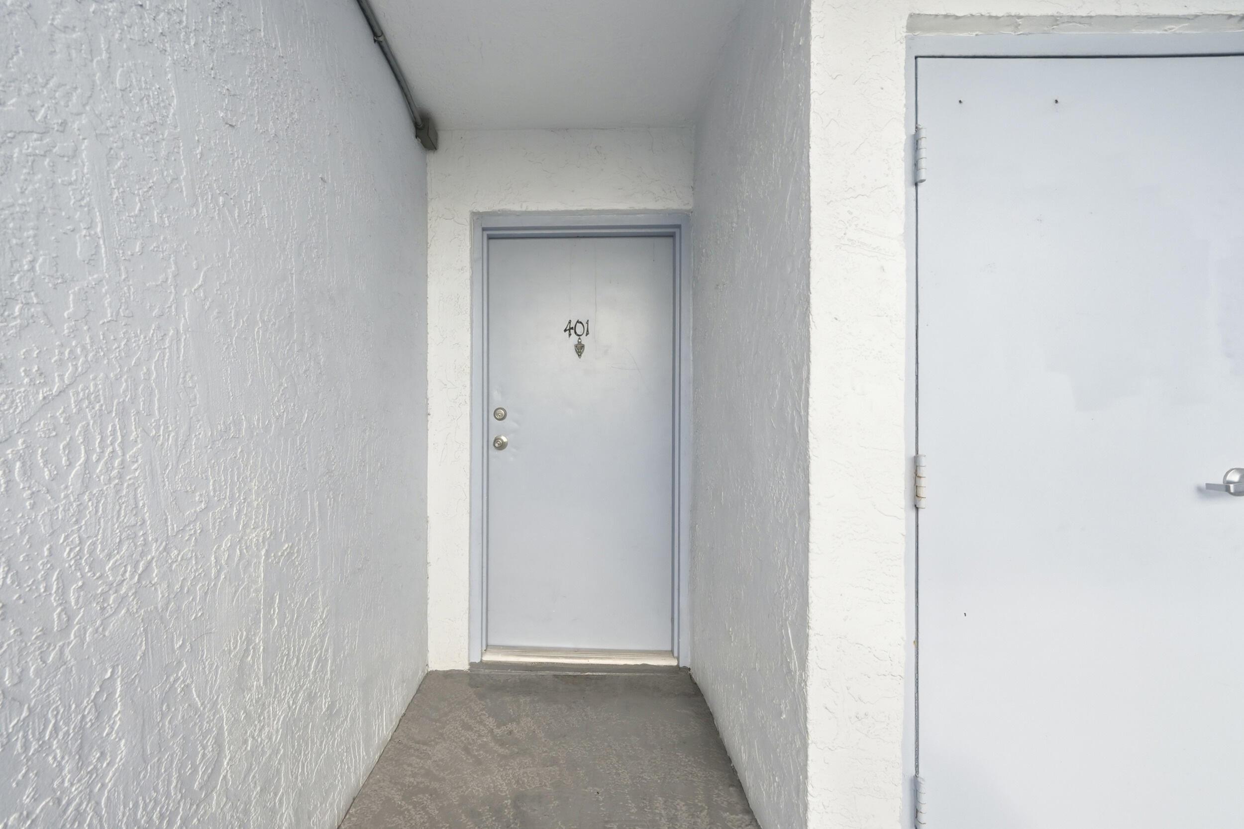 1221 SW 122nd Avenue 401, Miami, FL 33184, Miami - Photo 2