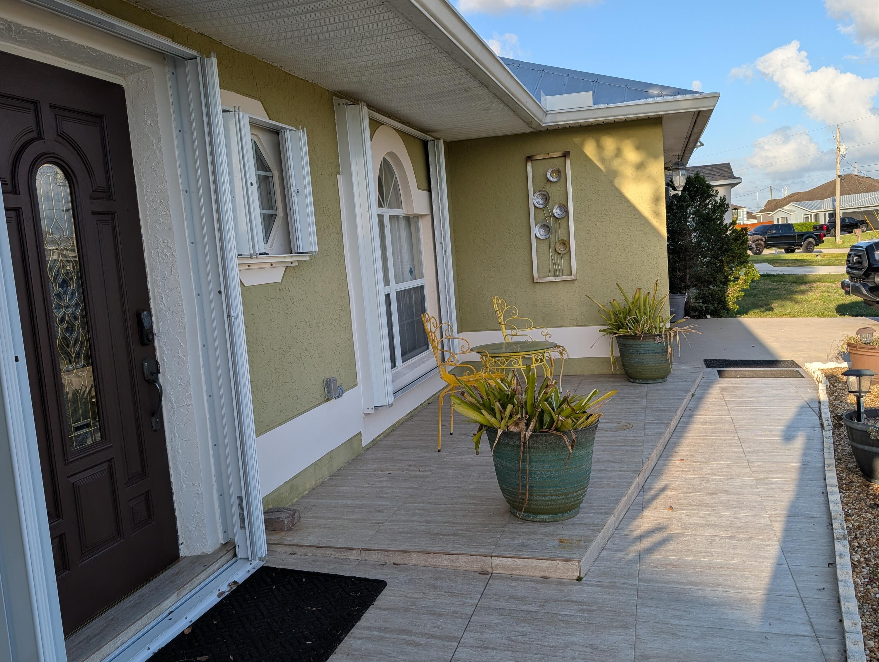 531 SW Bradshaw Circle, Port St. Lucie, FL 34953, Port St. Lucie - Photo 3