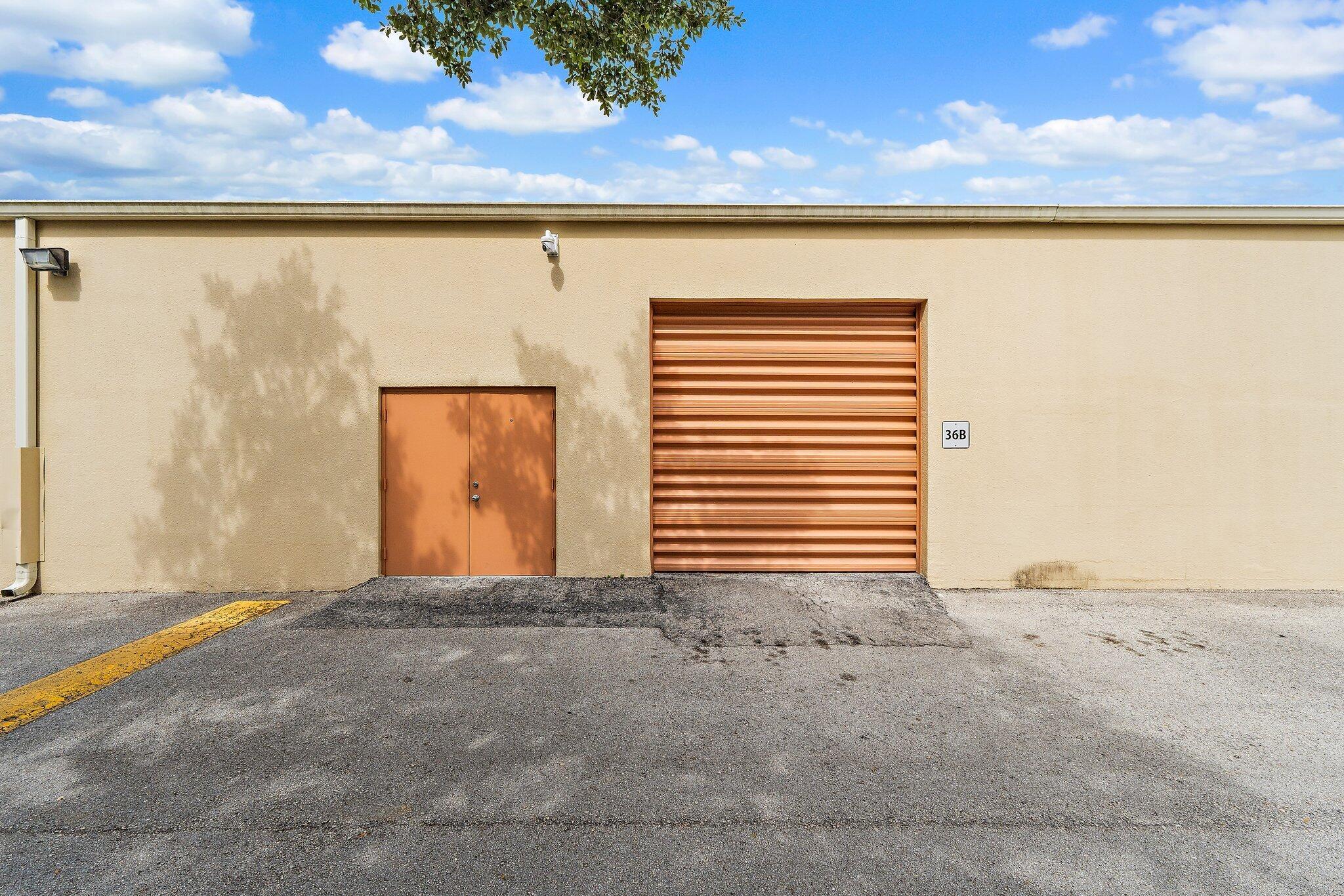 803 Maplewood Drive 36b, Jupiter, FL 33458, Jupiter - Photo 2