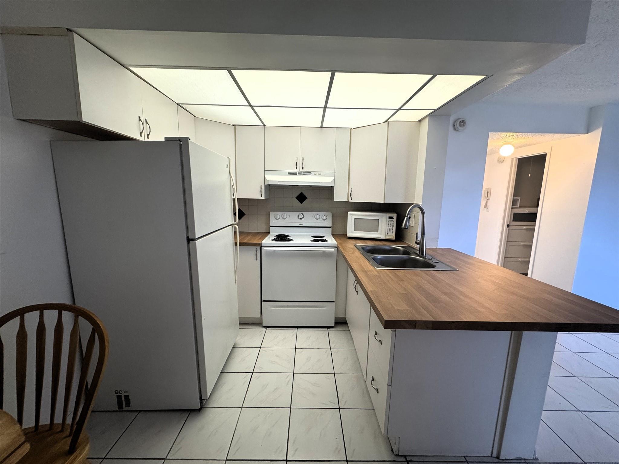 1701 Buchanan Street 203, Hollywood, FL 33020, Hollywood - Photo 5