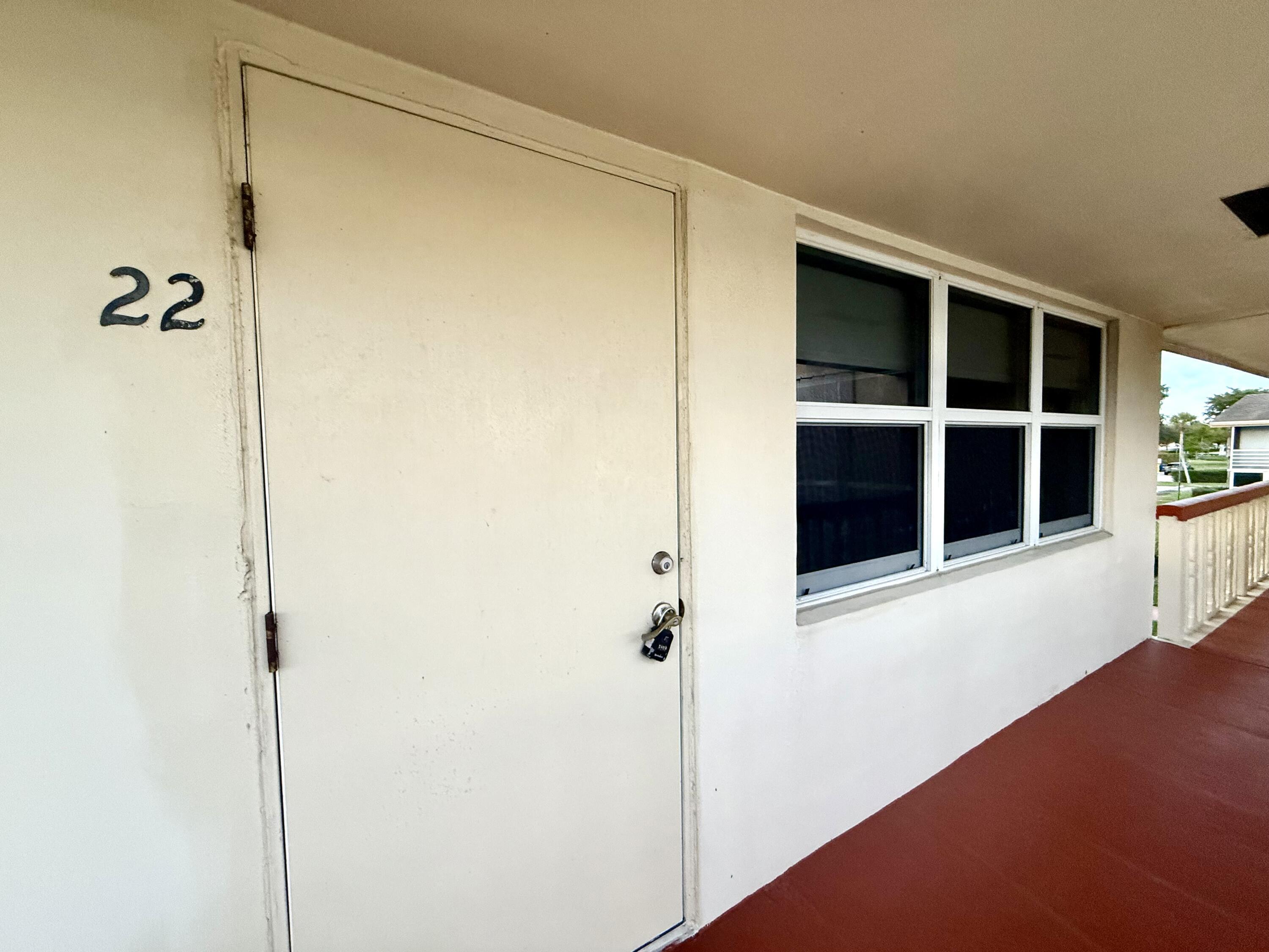 22 Andover A, West Palm Beach, FL 33417, West Palm Beach - Photo 2