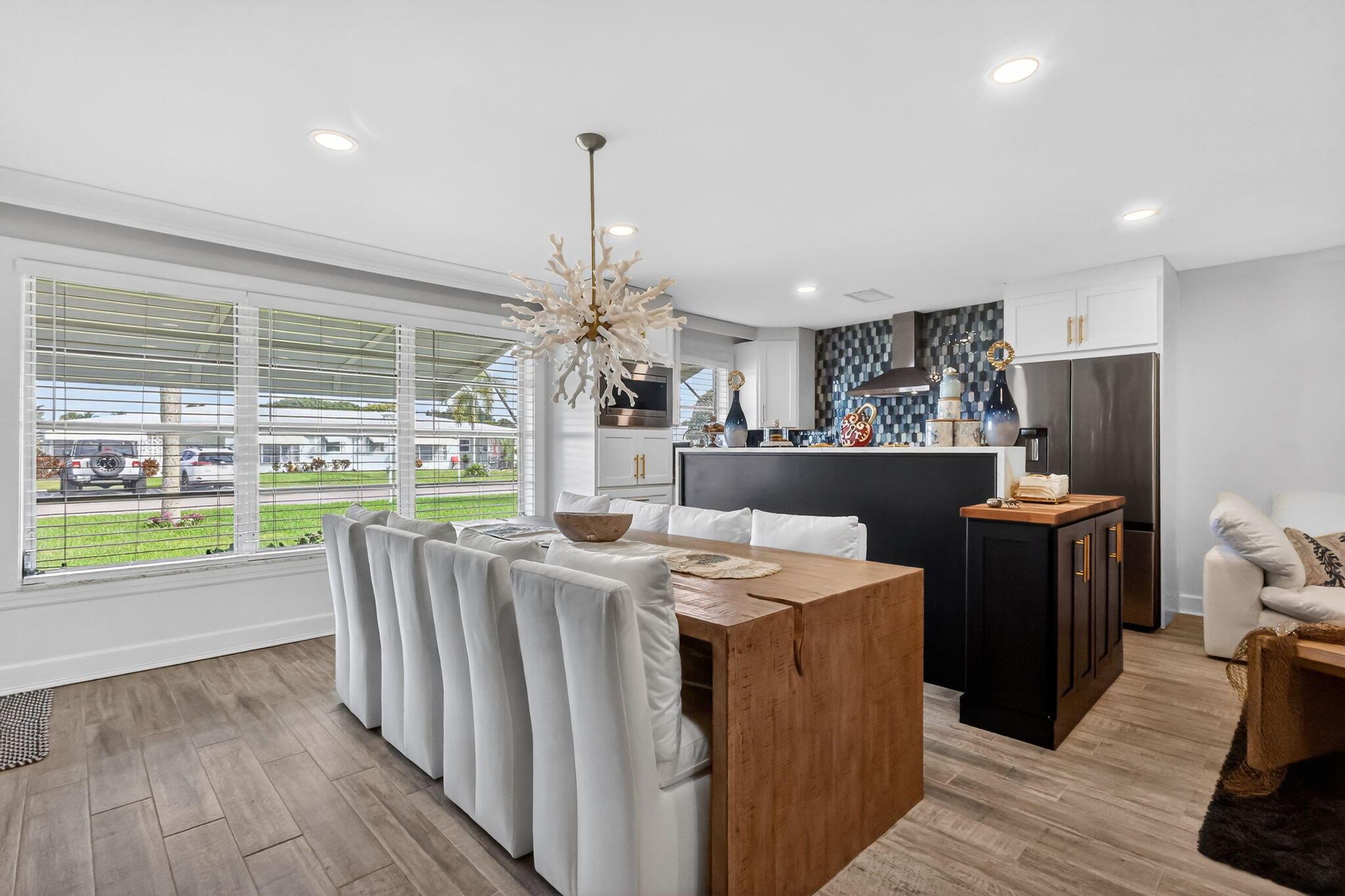 212 High Point Ter W C, Delray Beach, FL 33445, Delray Beach - Photo 3