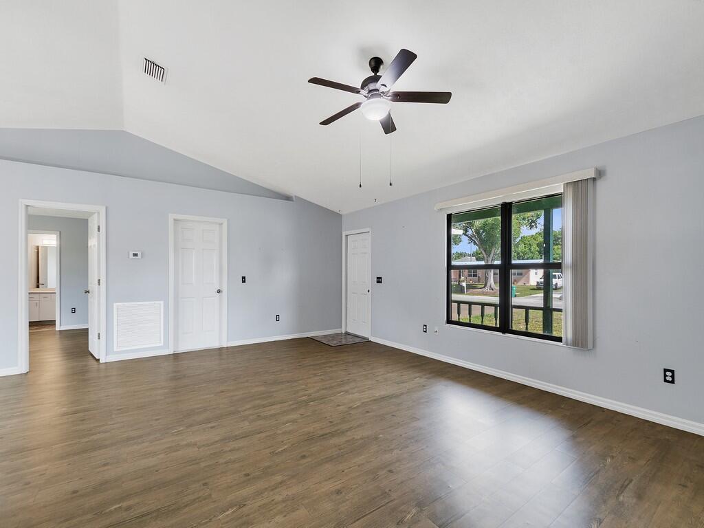 6801 Paso Robles Boulevard, Fort Pierce, FL 34951, Fort Pierce - Photo 5