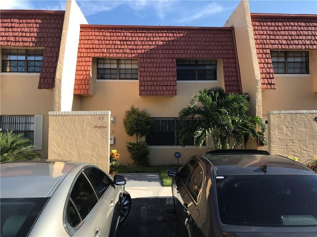64 Canterbury Lane, Tamarac, FL 33319, Tamarac - Photo 5