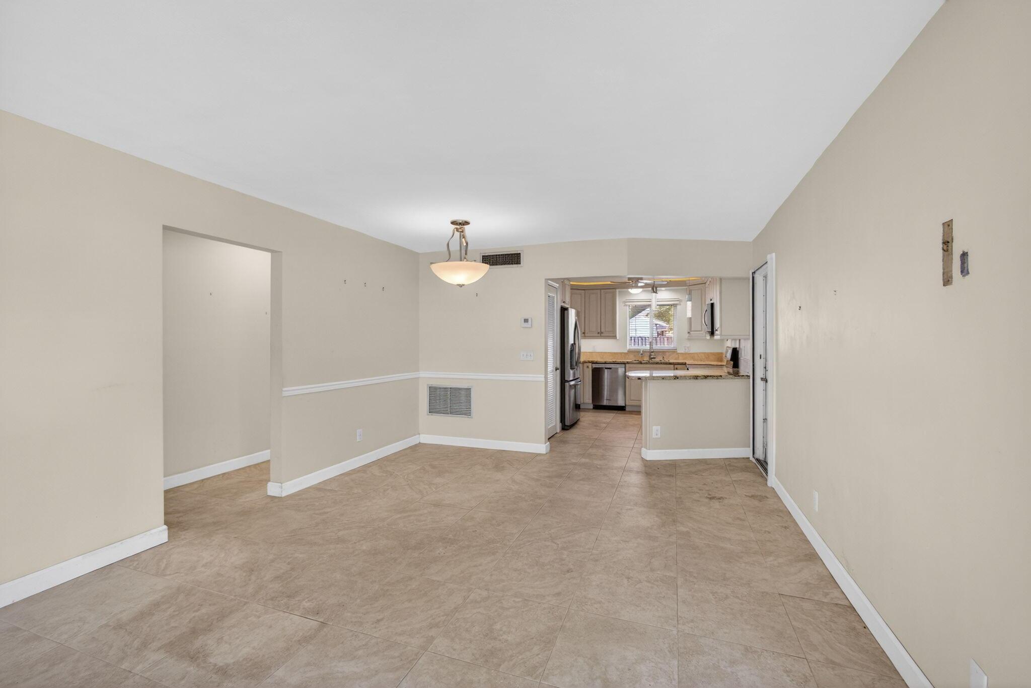 6 Garden Street E 108p, Tequesta, FL 33469, Tequesta - Photo 5