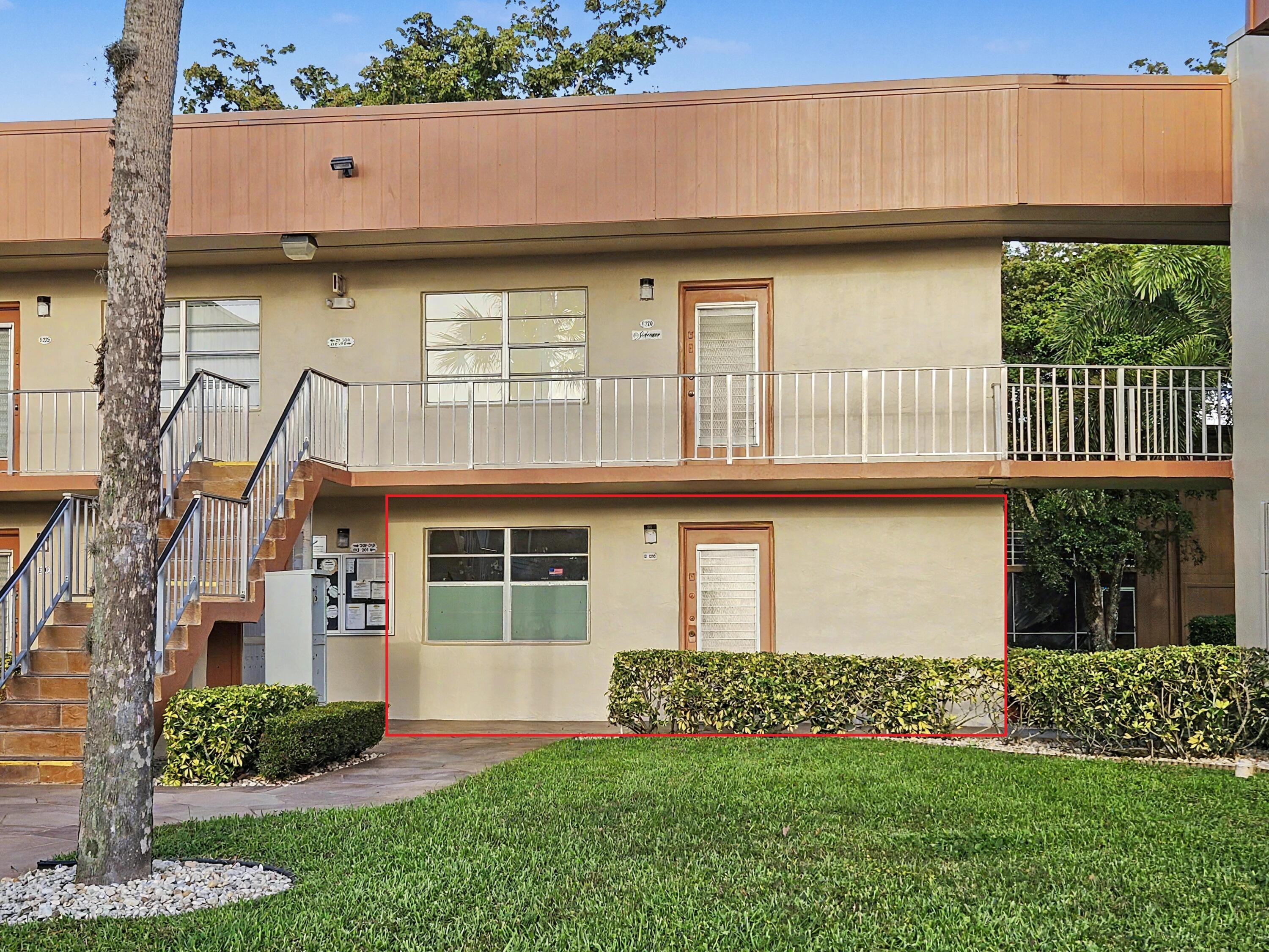 202 Piedmont E, Delray Beach, FL 33484, Delray Beach - Photo 5