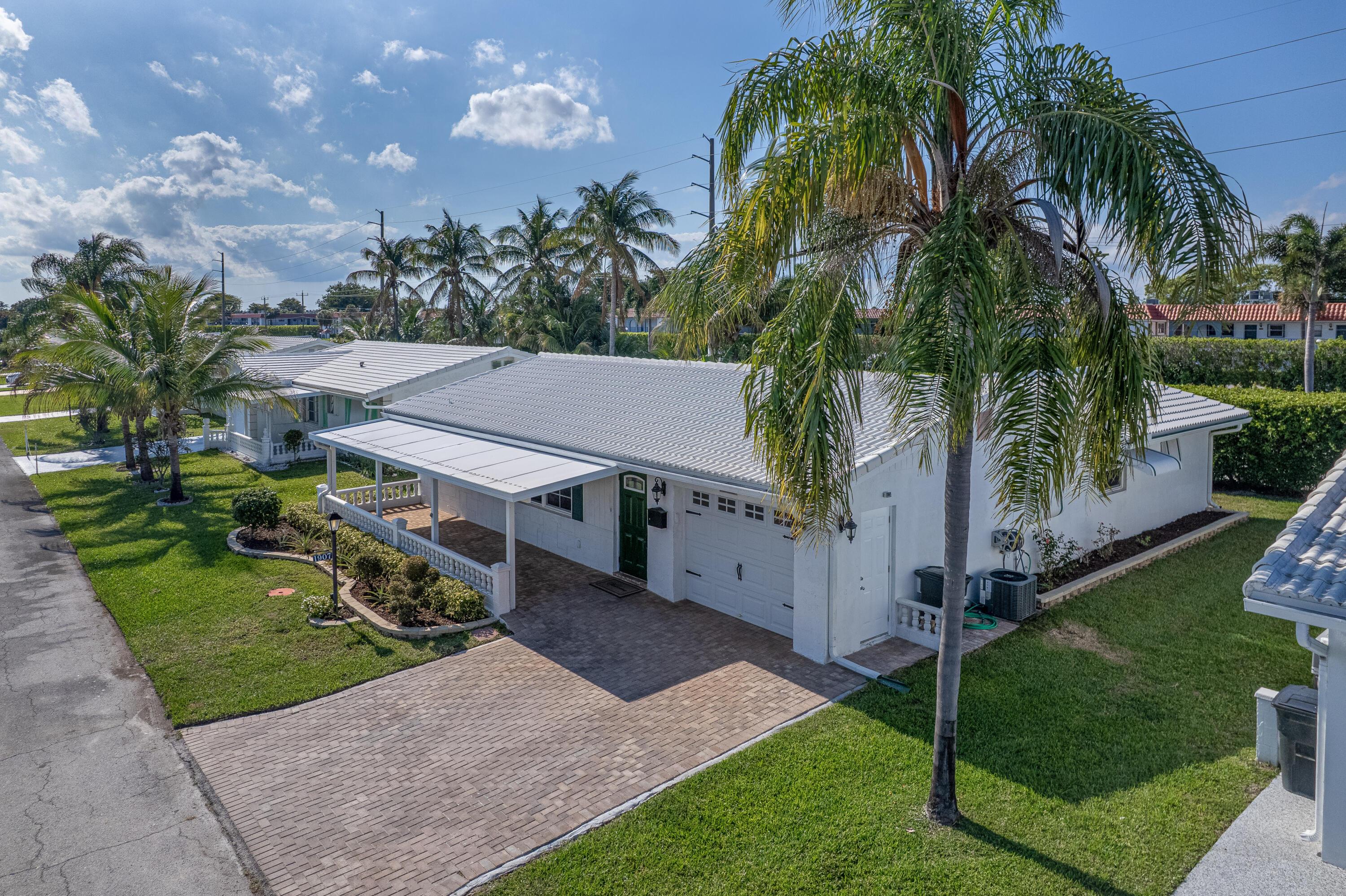 1907 SW 16th Avenue, Boynton Beach, FL 33426, Boynton Beach - Photo 3