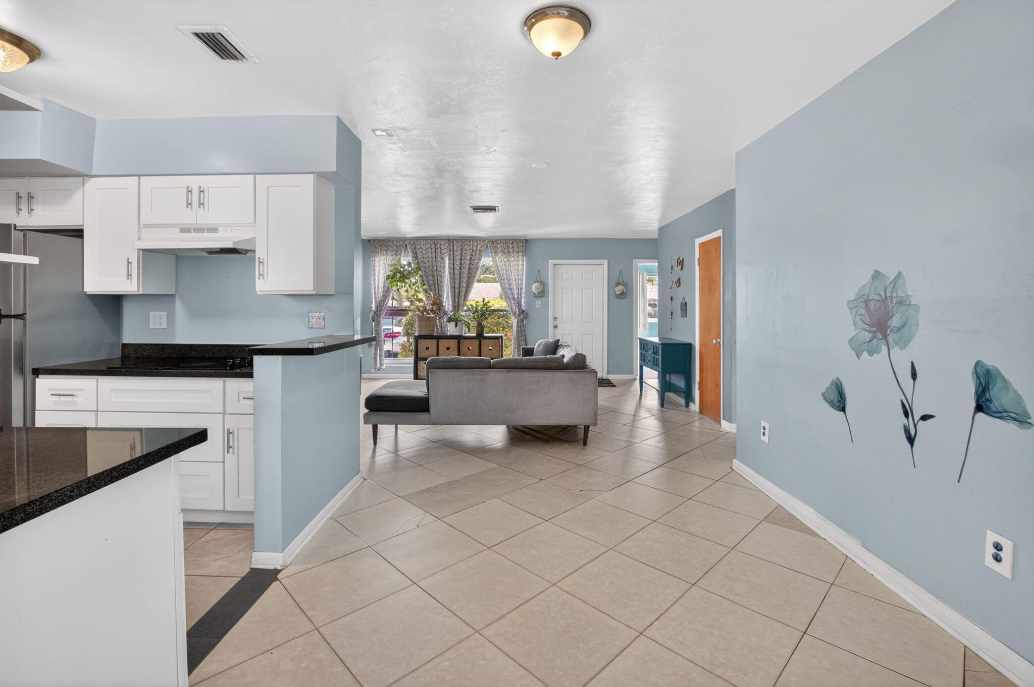 144 NW 9th Avenue, Delray Beach, FL 33444, Delray Beach - Photo 4