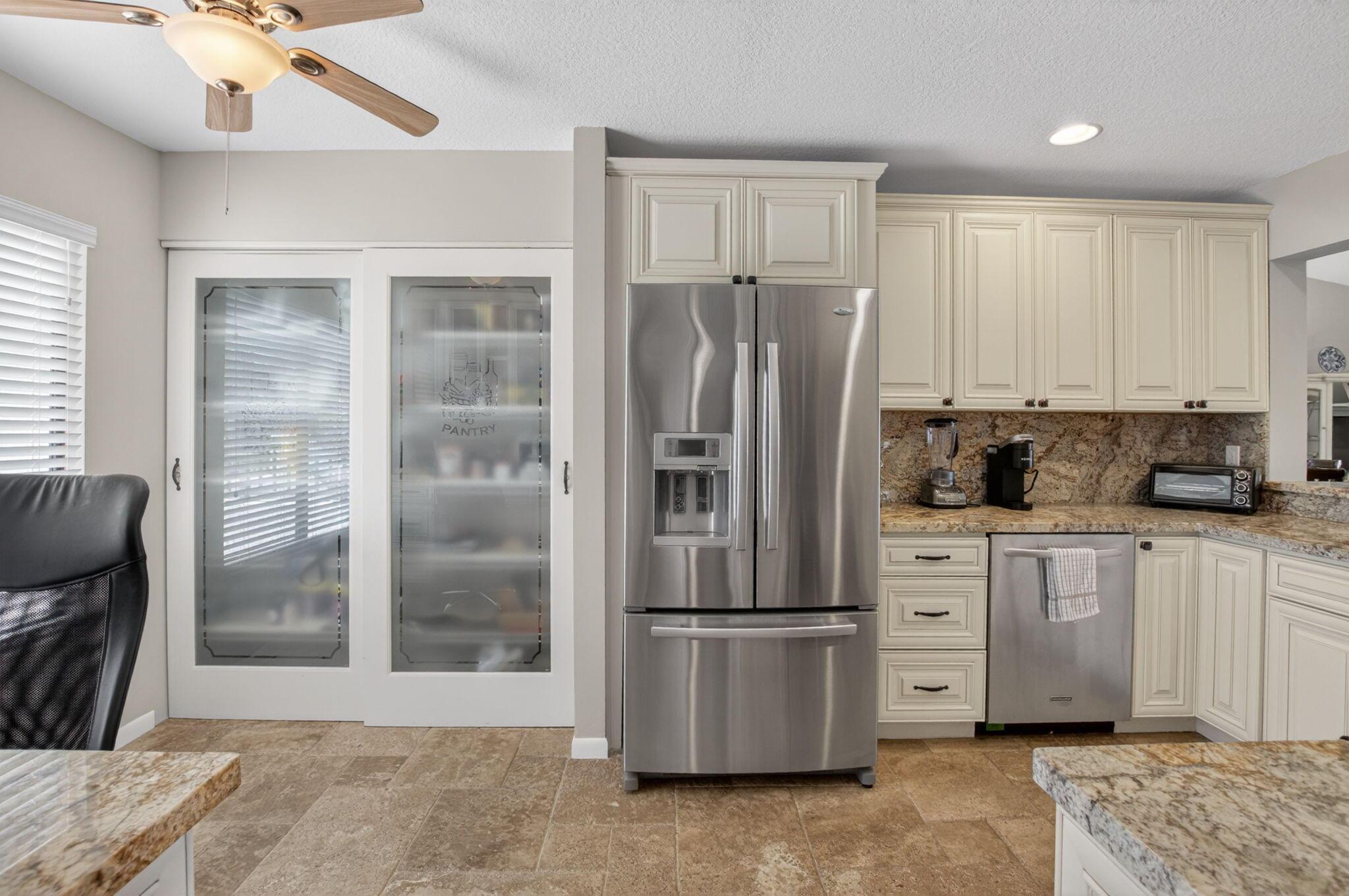 7701 Glendevon Lane 1907, Delray Beach, FL 33446, Delray Beach - Photo 2